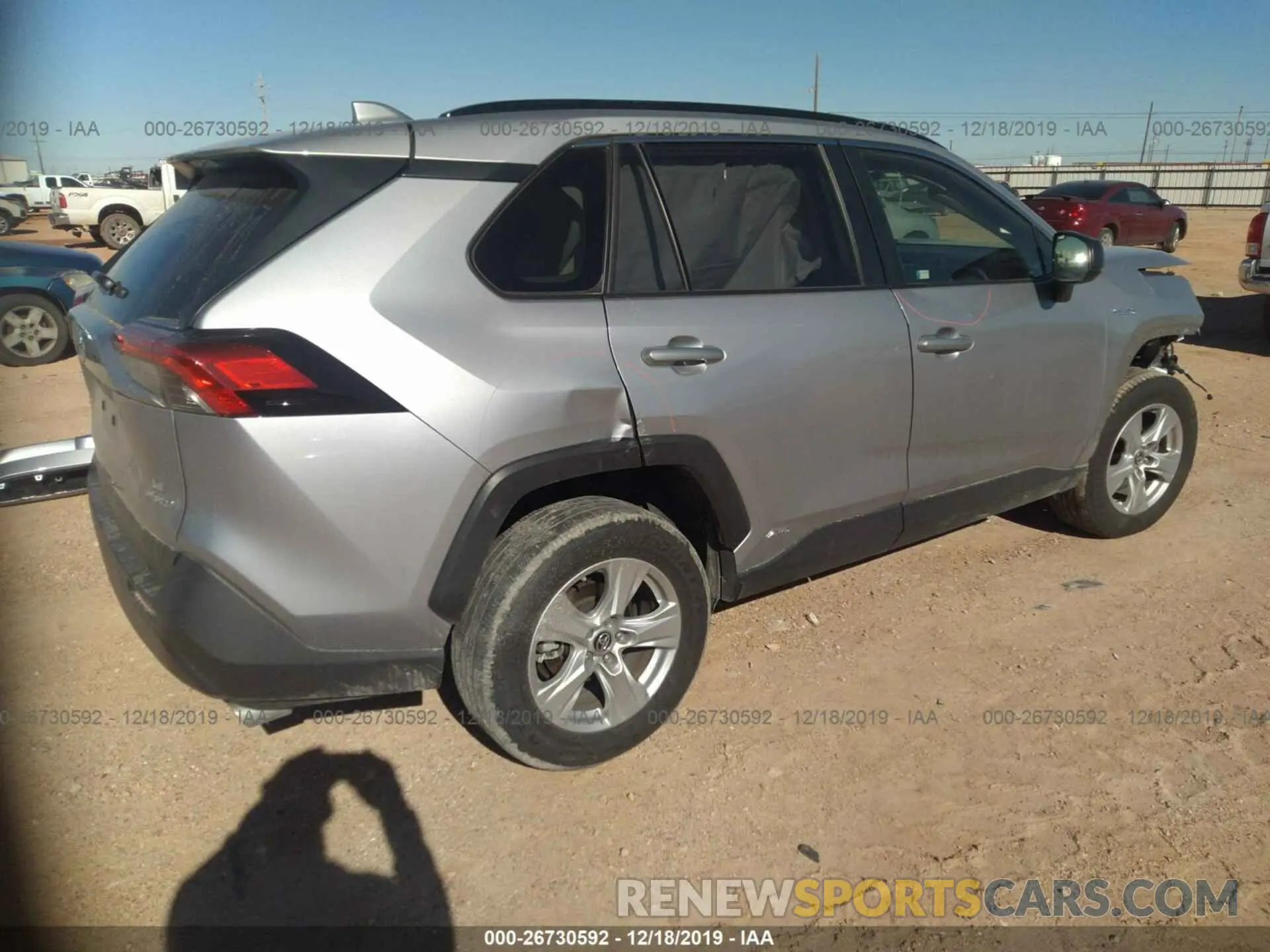 4 fotografías del automóvil dañado JTMLWRFV6KD008067 TOYOTA RAV4 2019