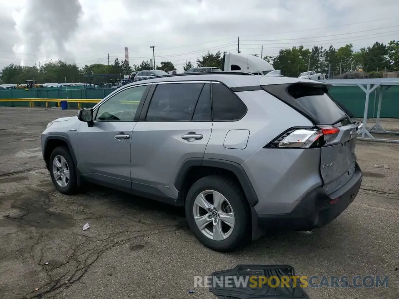 2 fotografías del automóvil dañado JTMLWRFV8KD033133 TOYOTA RAV4 2019