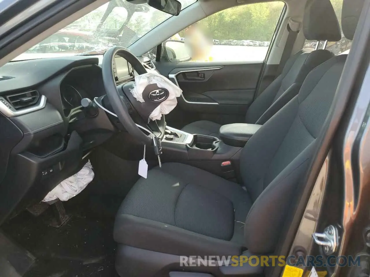 7 fotografías del automóvil dañado JTMMWRFV2KD026490 TOYOTA RAV4 2019