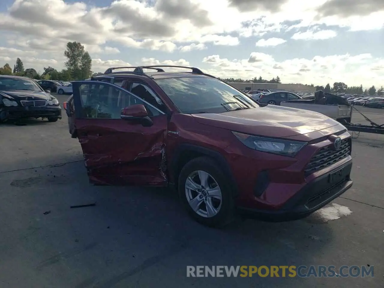 4 fotografías del automóvil dañado JTMMWRFV2KD501247 TOYOTA RAV4 2019