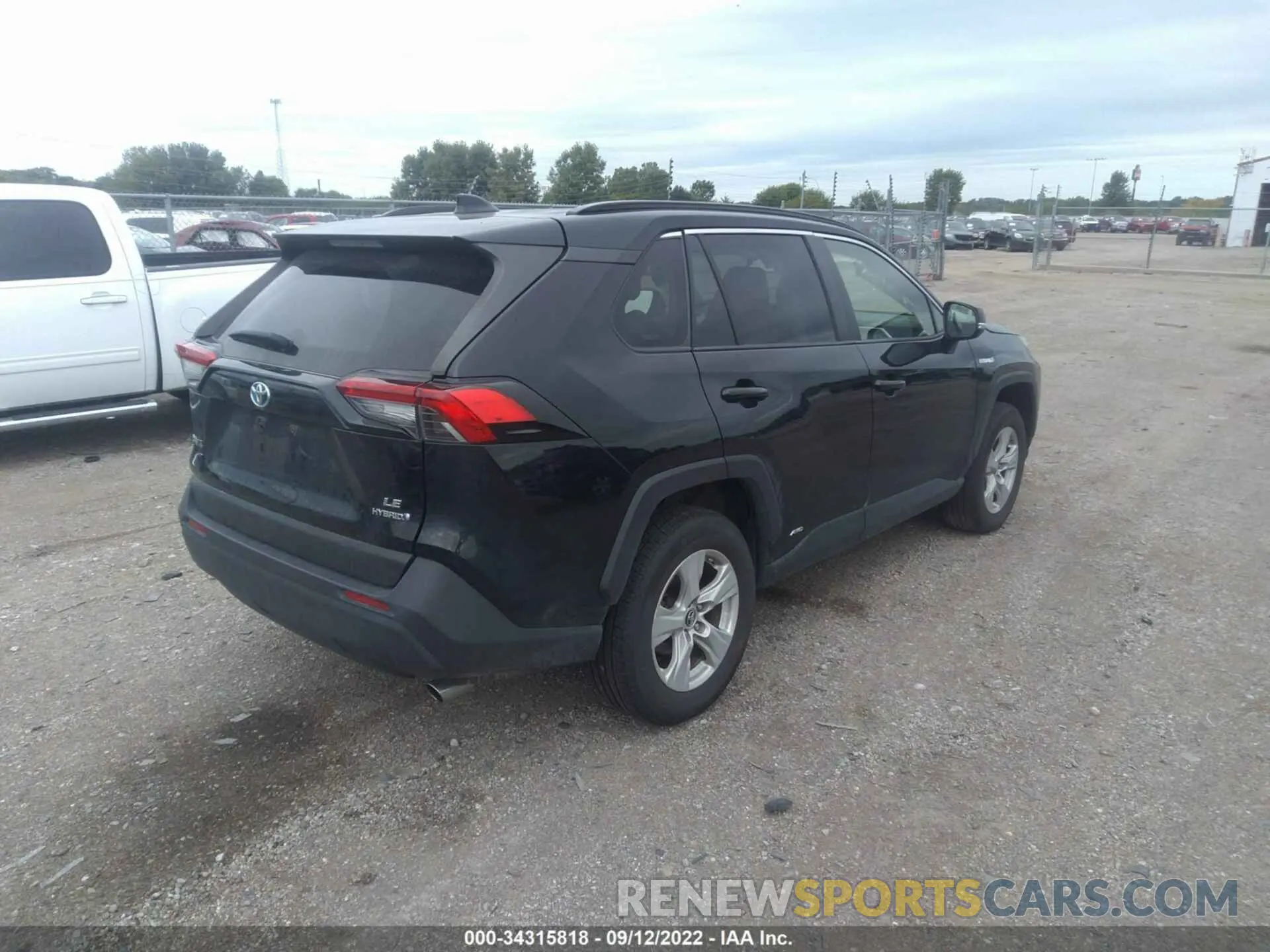 4 fotografías del automóvil dañado JTMMWRFV5KD005651 TOYOTA RAV4 2019