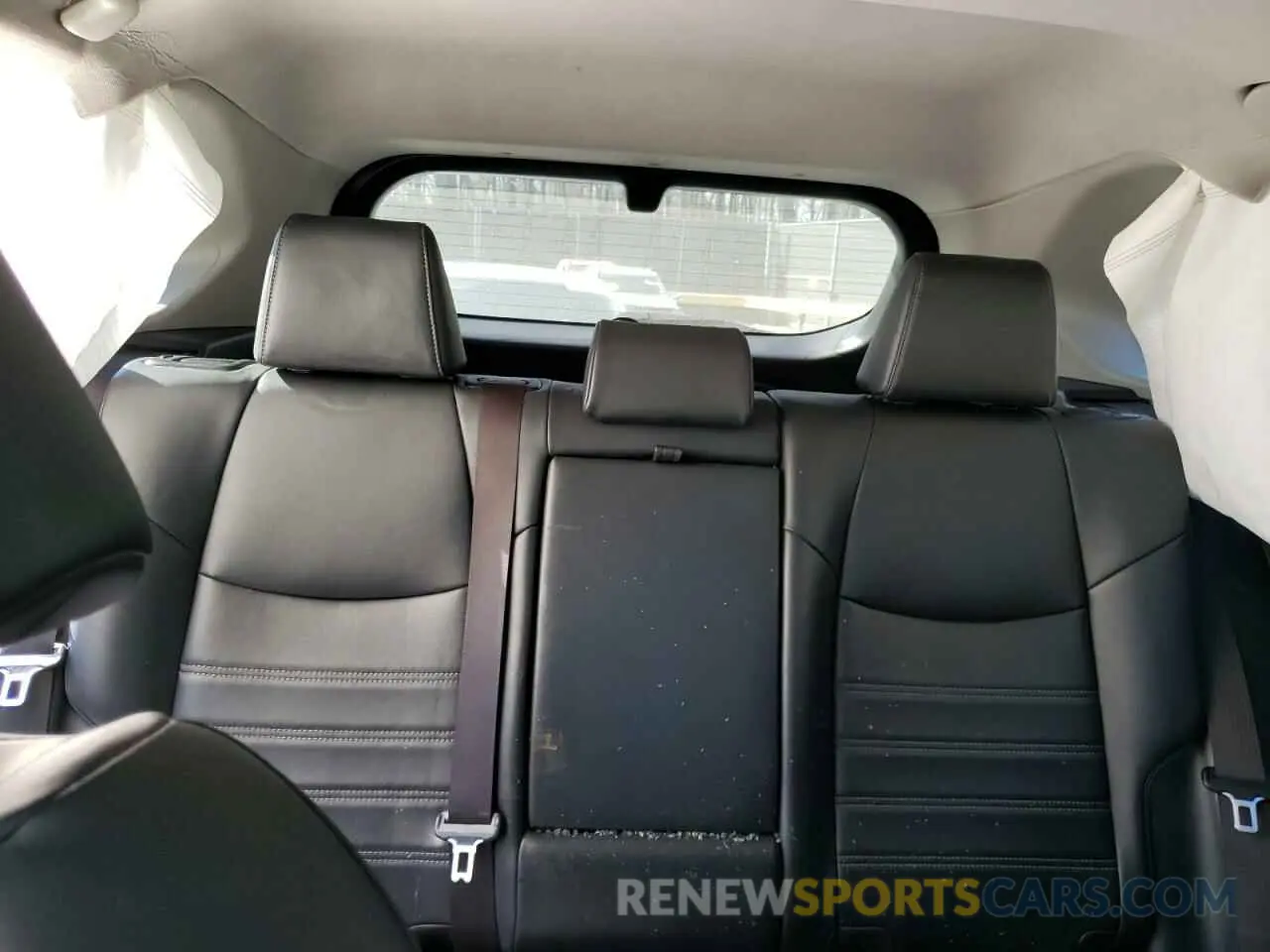 10 fotografías del automóvil dañado JTMN1RFV0KD014972 TOYOTA RAV4 2019