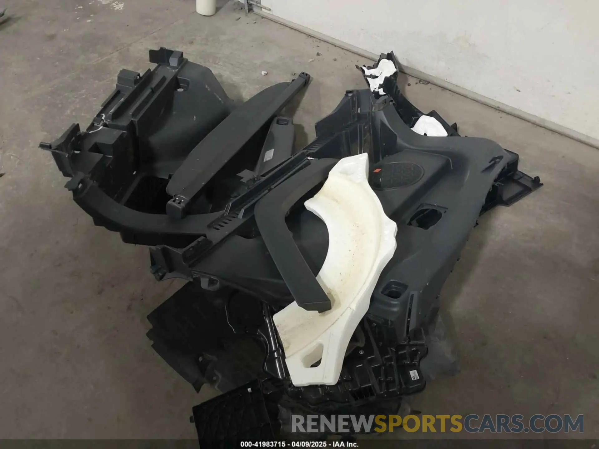 12 fotografías del automóvil dañado JTMN1RFV4KD027417 TOYOTA RAV4 2019