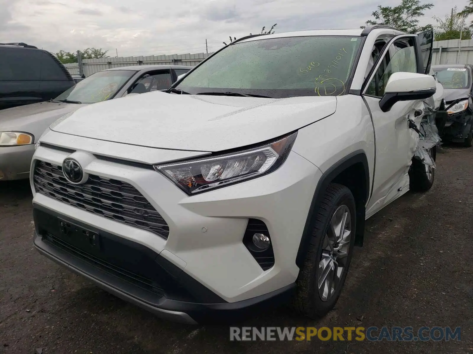 2 fotografías del automóvil dañado JTMN1RFV4KD516514 TOYOTA RAV4 2019