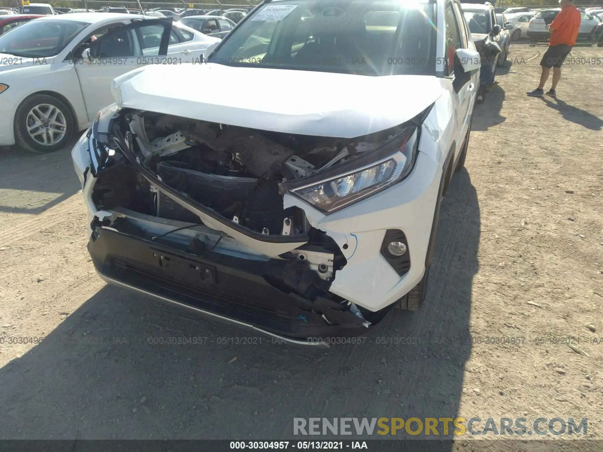 6 fotografías del automóvil dañado JTMN1RFV4KJ006813 TOYOTA RAV4 2019