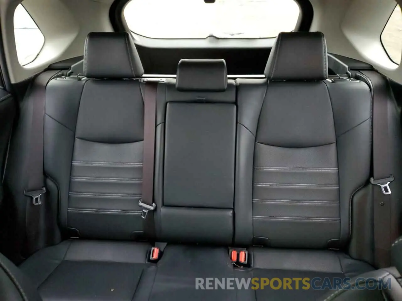 10 fotografías del automóvil dañado JTMN1RFV6KD521536 TOYOTA RAV4 2019