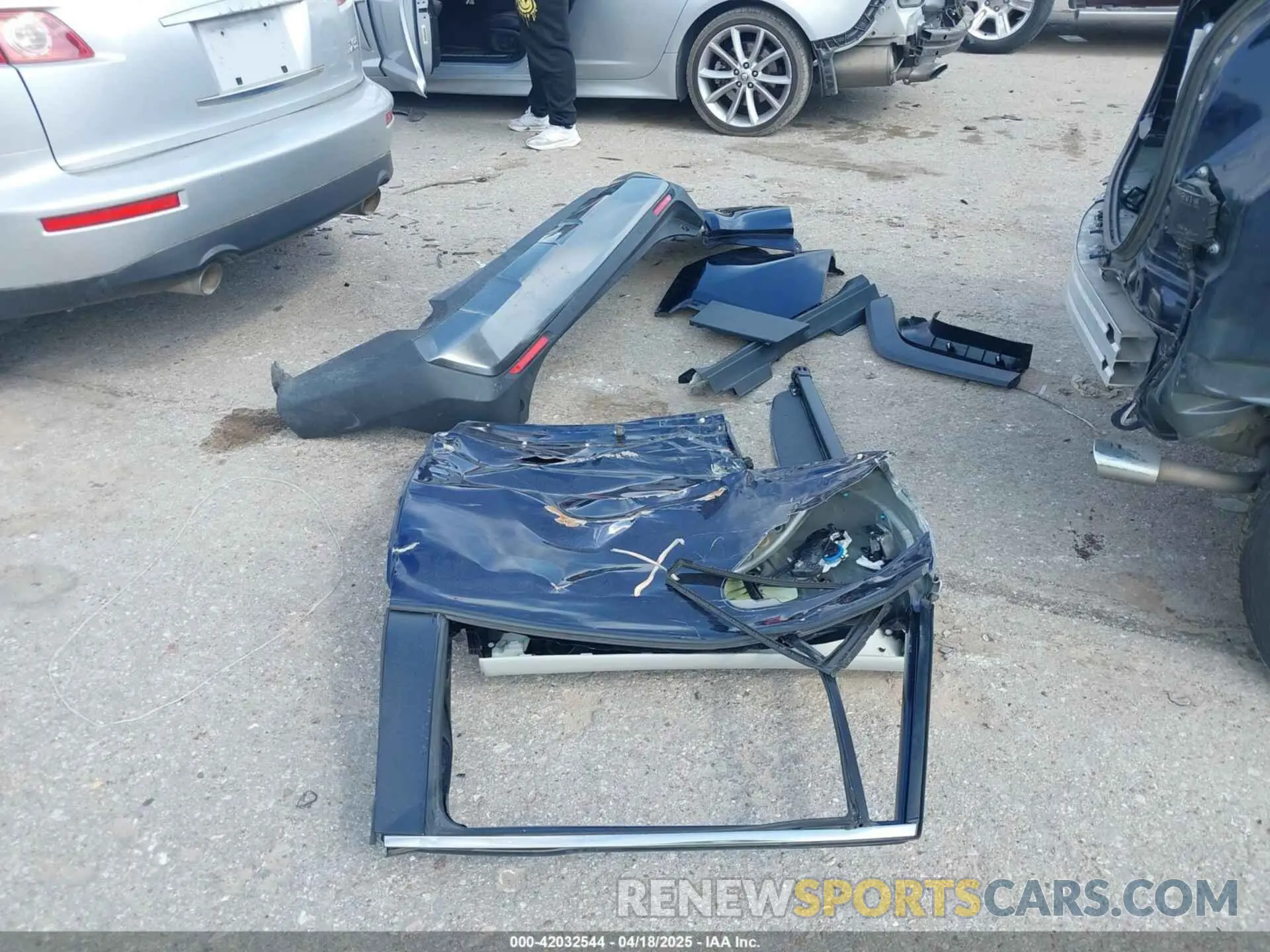 12 fotografías del automóvil dañado JTMN1RFV7KD523098 TOYOTA RAV4 2019