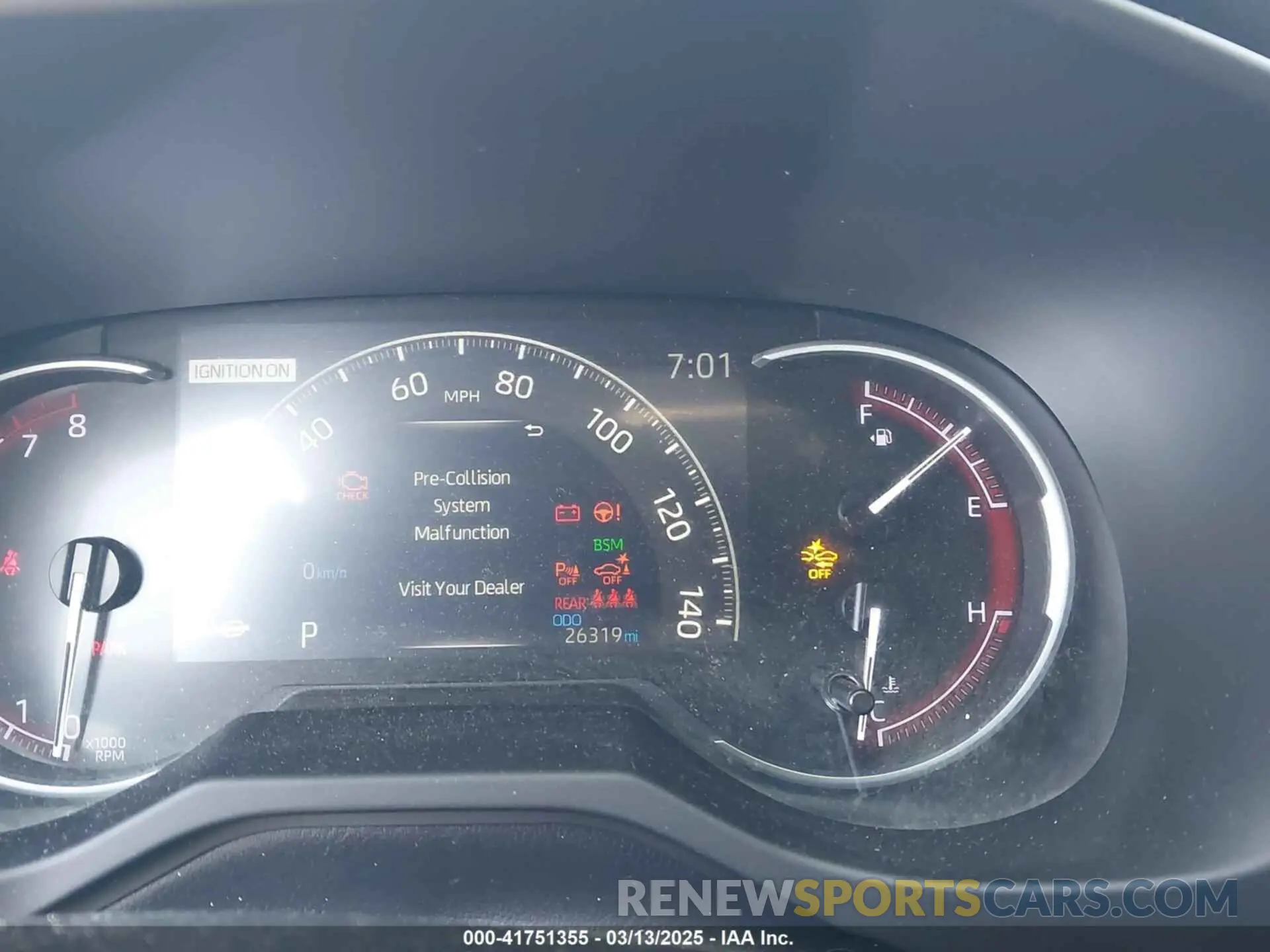 15 fotografías del automóvil dañado JTMN1RFV8KD033205 TOYOTA RAV4 2019