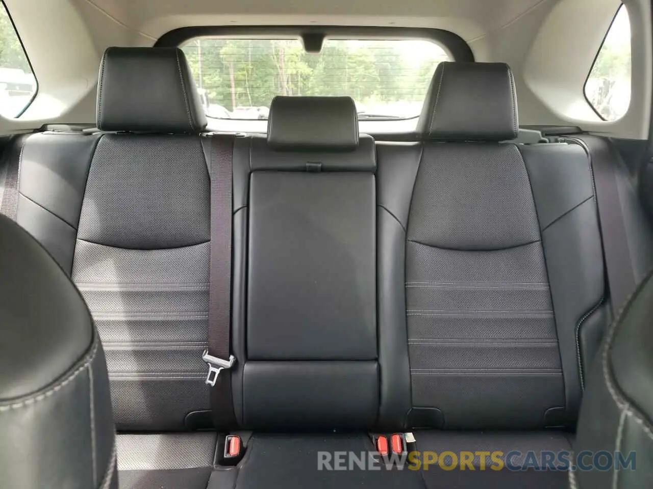 10 fotografías del automóvil dañado JTMN1RFV8KD040008 TOYOTA RAV4 2019