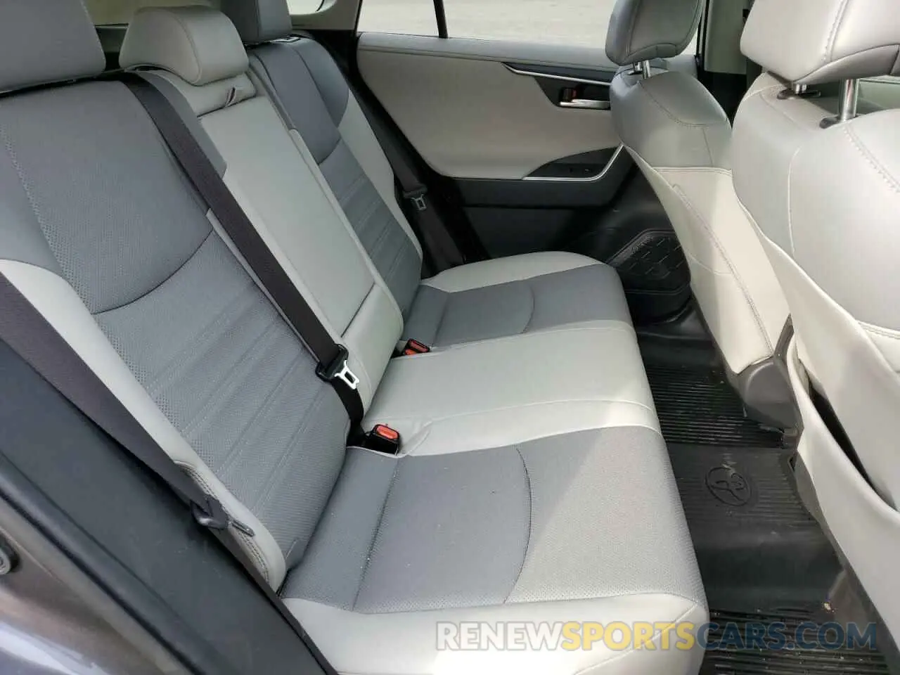 11 fotografías del automóvil dañado JTMN1RFV8KD521943 TOYOTA RAV4 2019