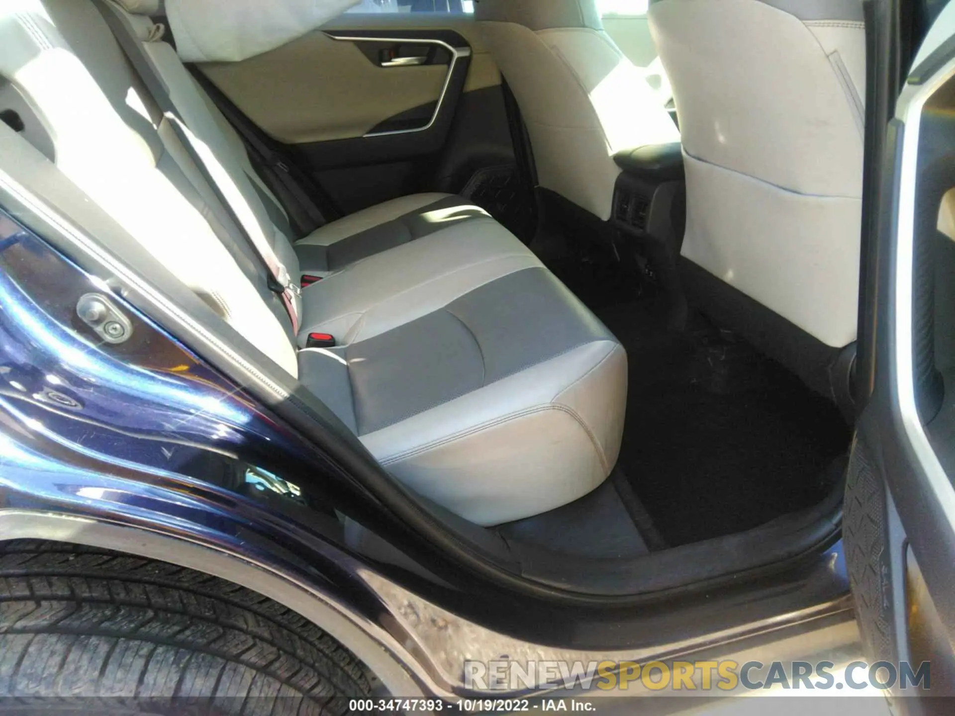 8 fotografías del automóvil dañado JTMN1RFVXKD514671 TOYOTA RAV4 2019