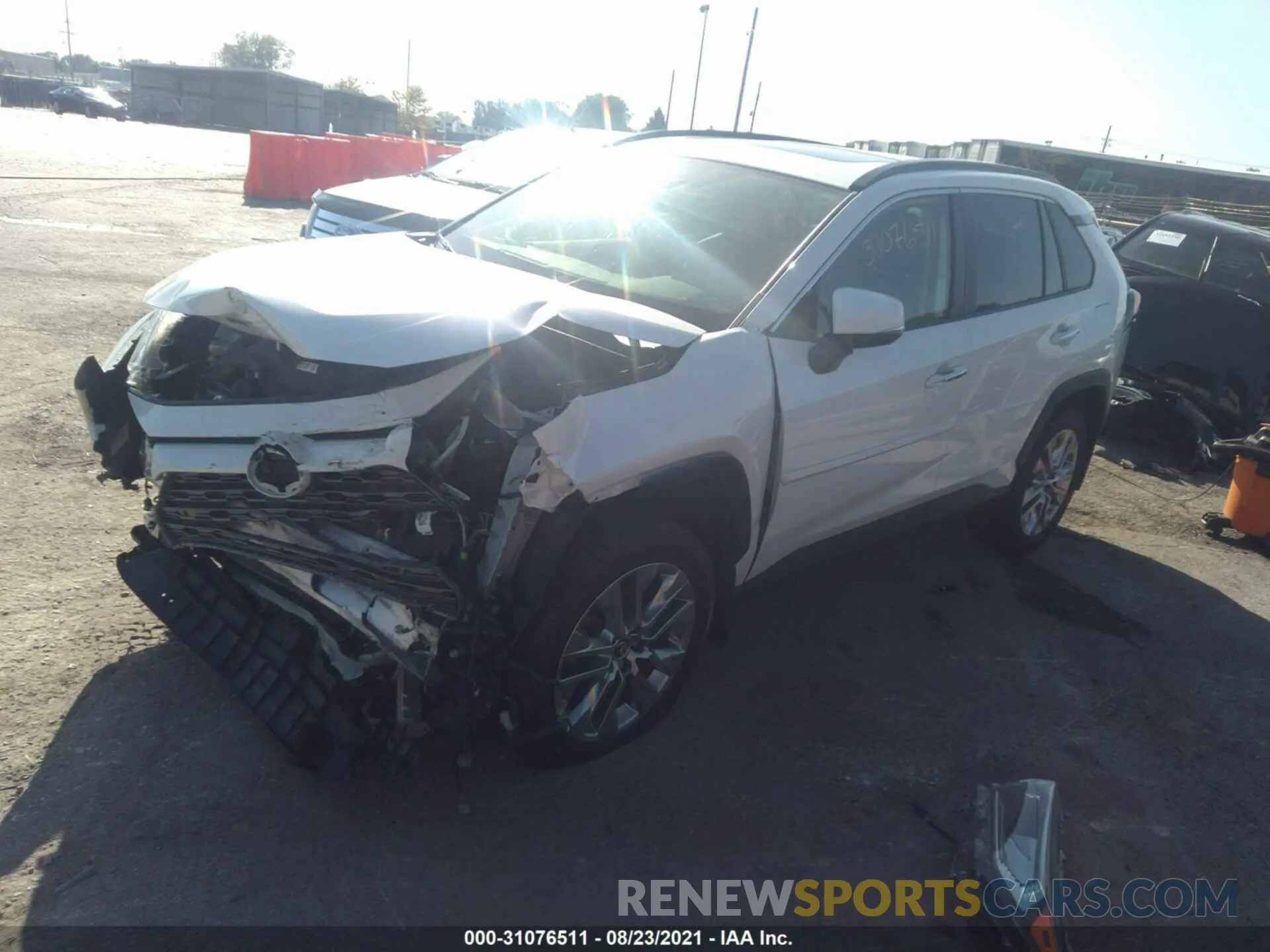 2 fotografías del automóvil dañado JTMN1RFVXKJ006847 TOYOTA RAV4 2019
