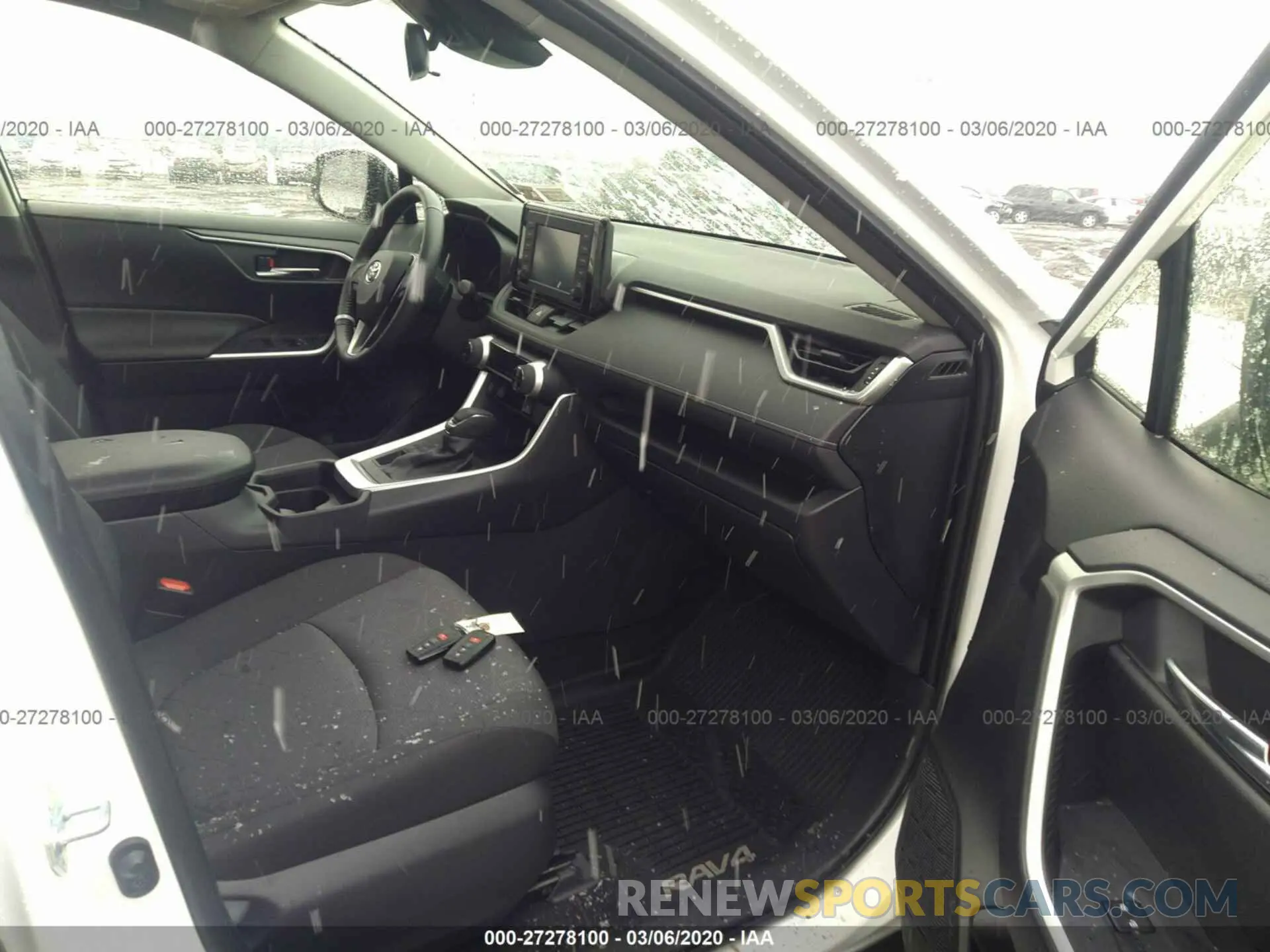 5 fotografías del automóvil dañado JTMP1RFV0KD045292 TOYOTA RAV4 2019