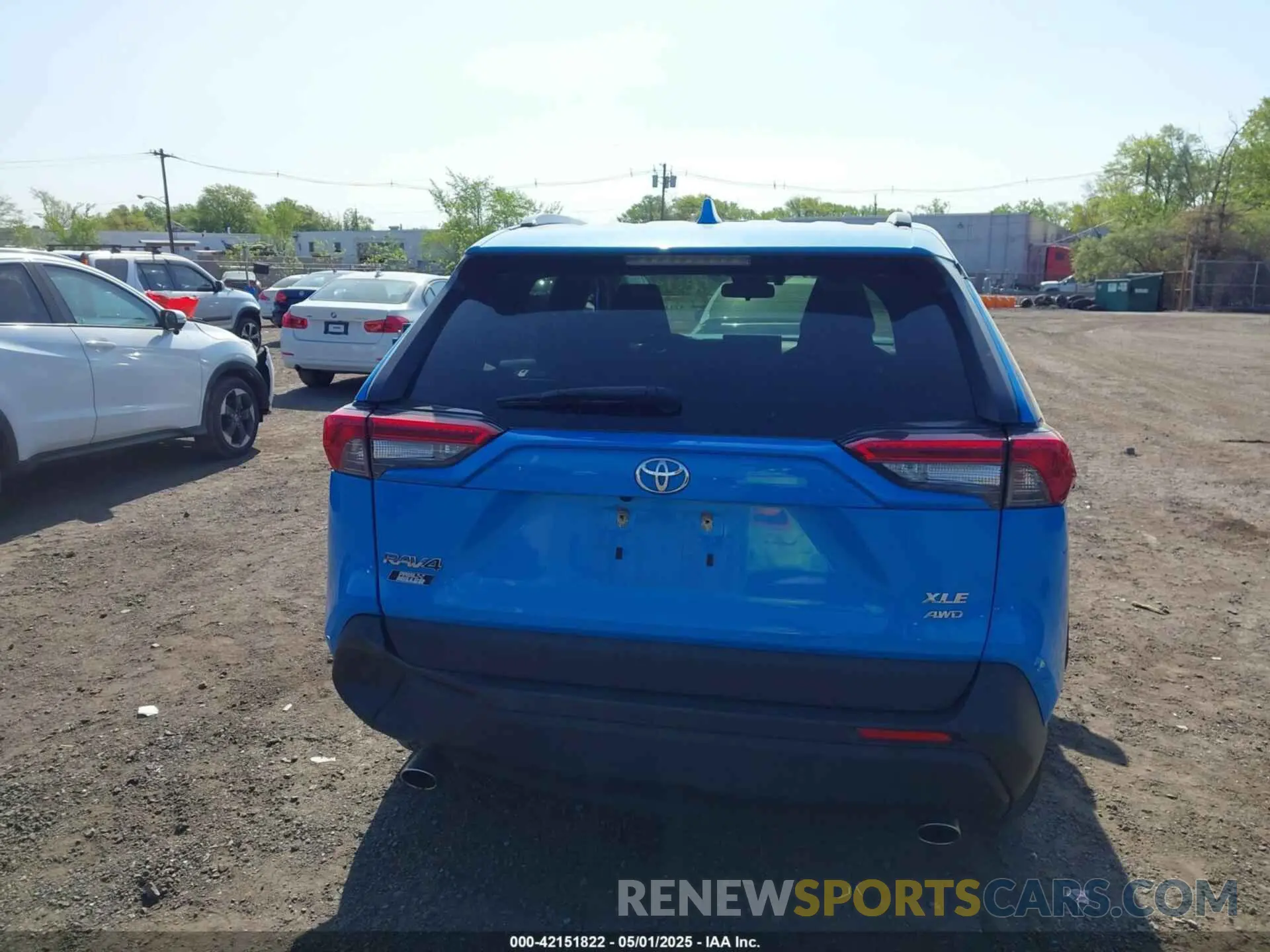 16 fotografías del automóvil dañado JTMP1RFV0KJ004470 TOYOTA RAV4 2019