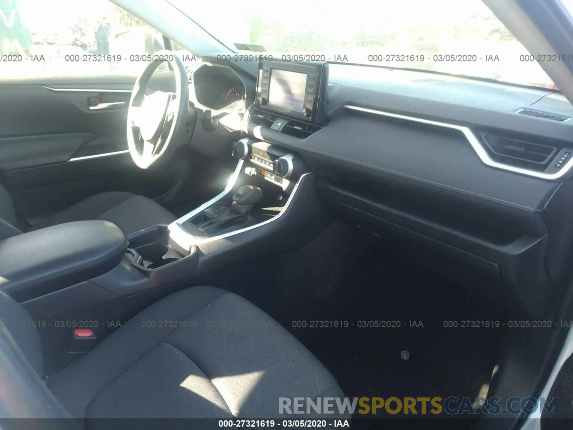 5 fotografías del automóvil dañado JTMP1RFV1KD007599 TOYOTA RAV4 2019