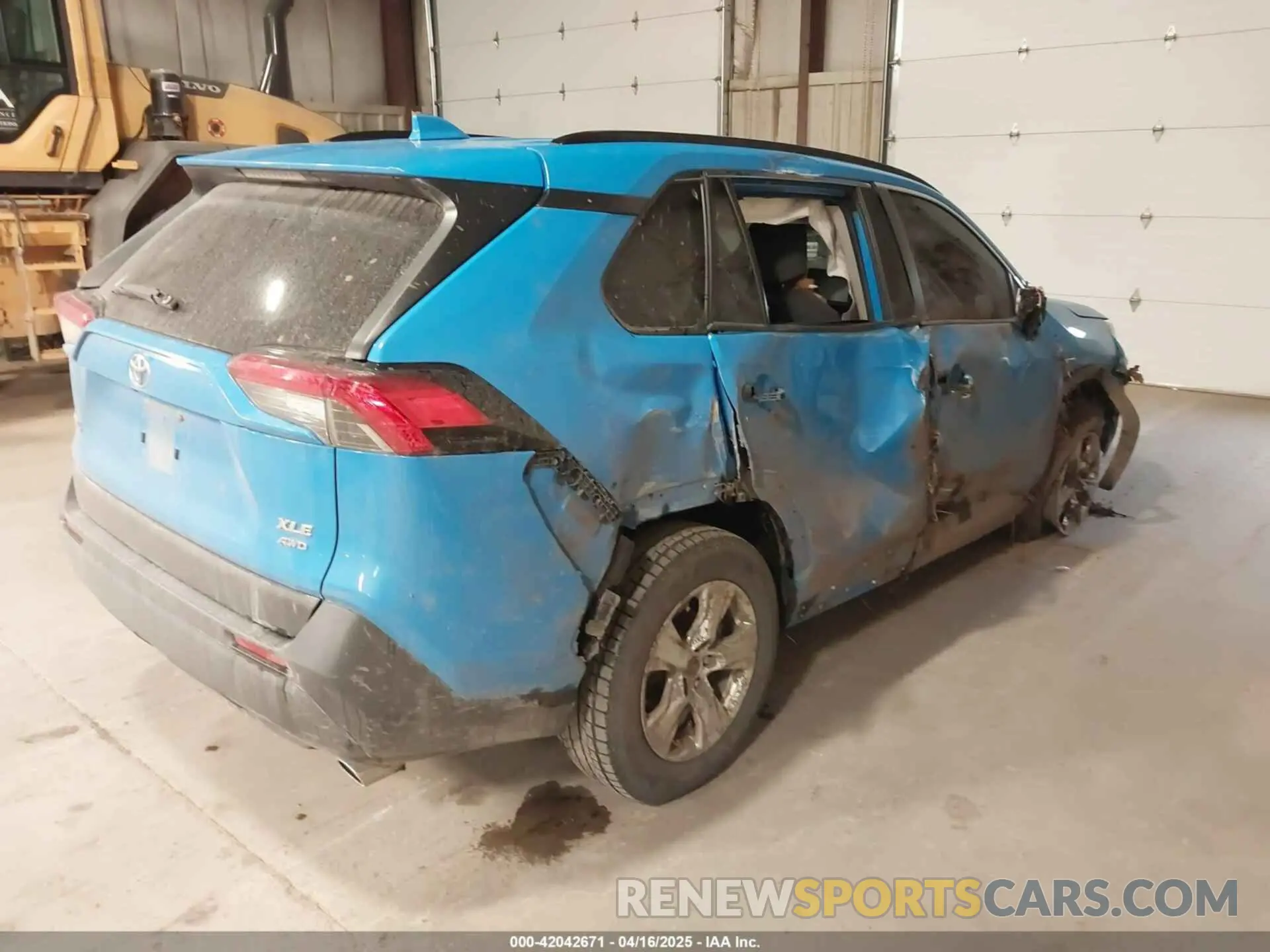 4 fotografías del automóvil dañado JTMP1RFV1KD030090 TOYOTA RAV4 2019
