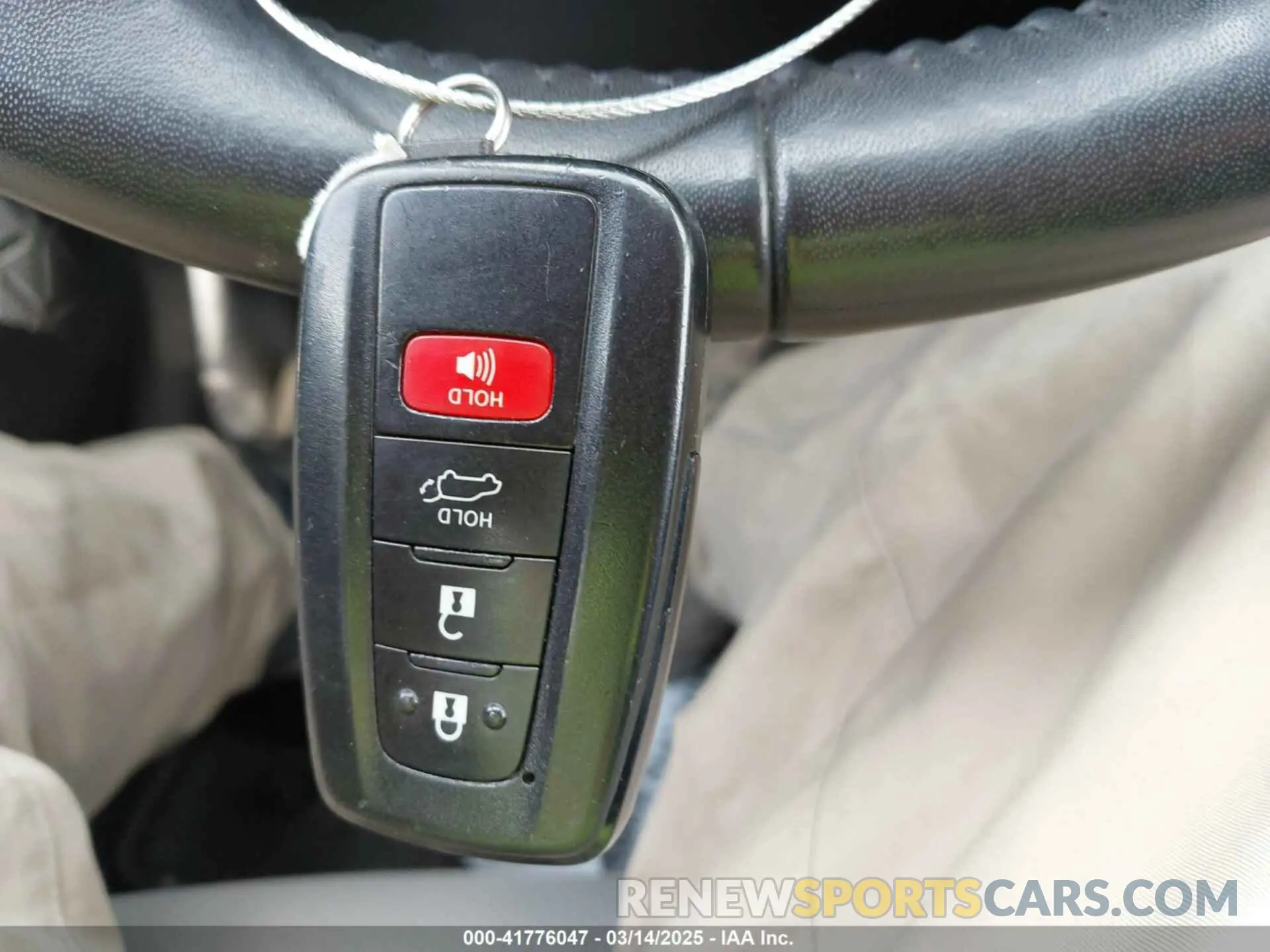 11 fotografías del automóvil dañado JTMP1RFV1KD501607 TOYOTA RAV4 2019