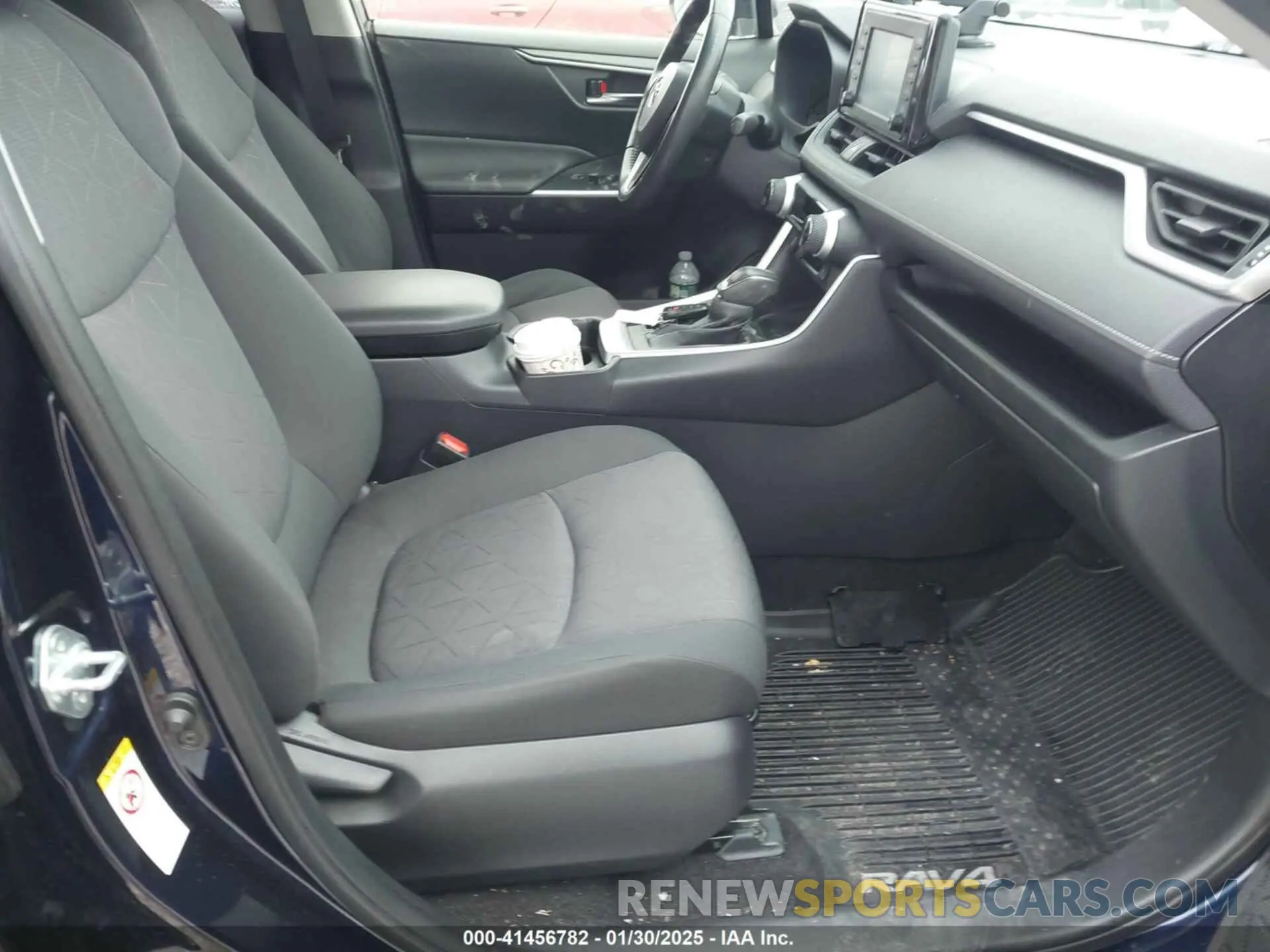 5 fotografías del automóvil dañado JTMP1RFV1KD505169 TOYOTA RAV4 2019
