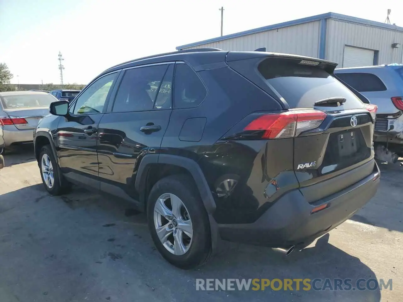 2 fotografías del automóvil dañado JTMP1RFV2KD011564 TOYOTA RAV4 2019