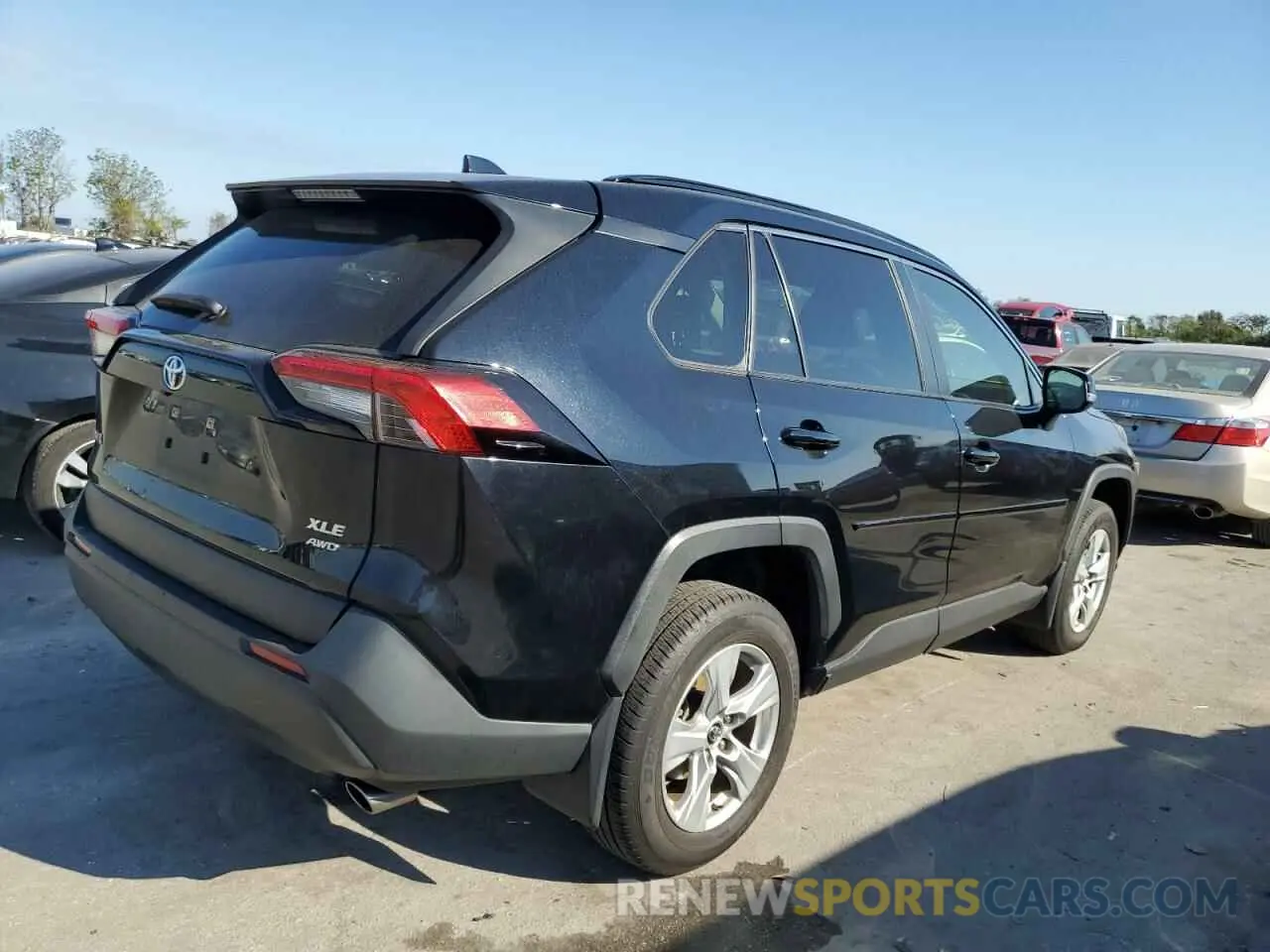 3 fotografías del automóvil dañado JTMP1RFV2KD011564 TOYOTA RAV4 2019