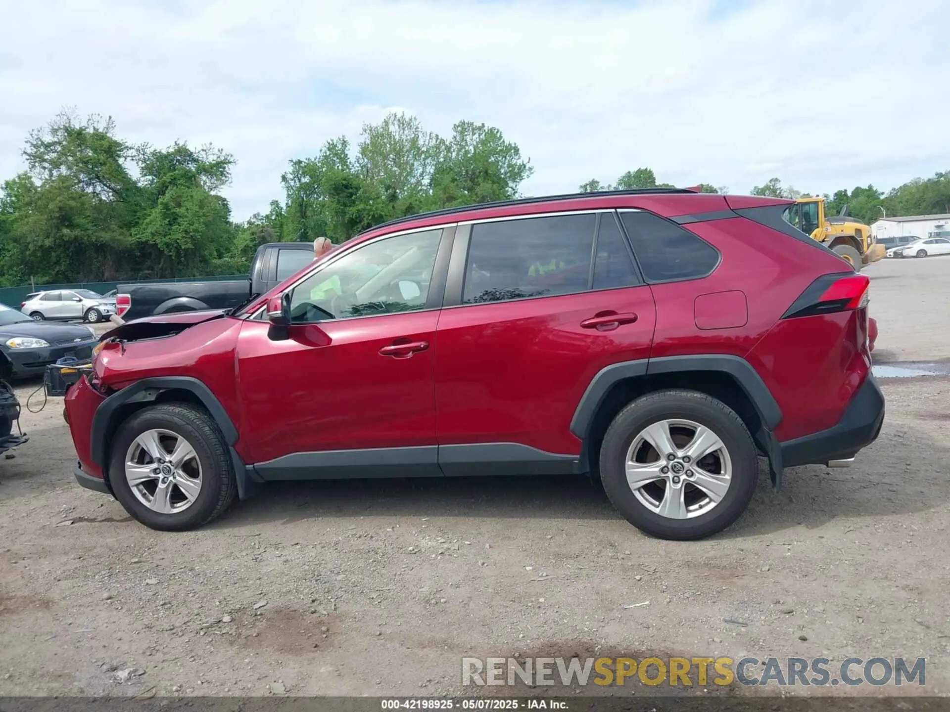 14 fotografías del automóvil dañado JTMP1RFV2KD021348 TOYOTA RAV4 2019