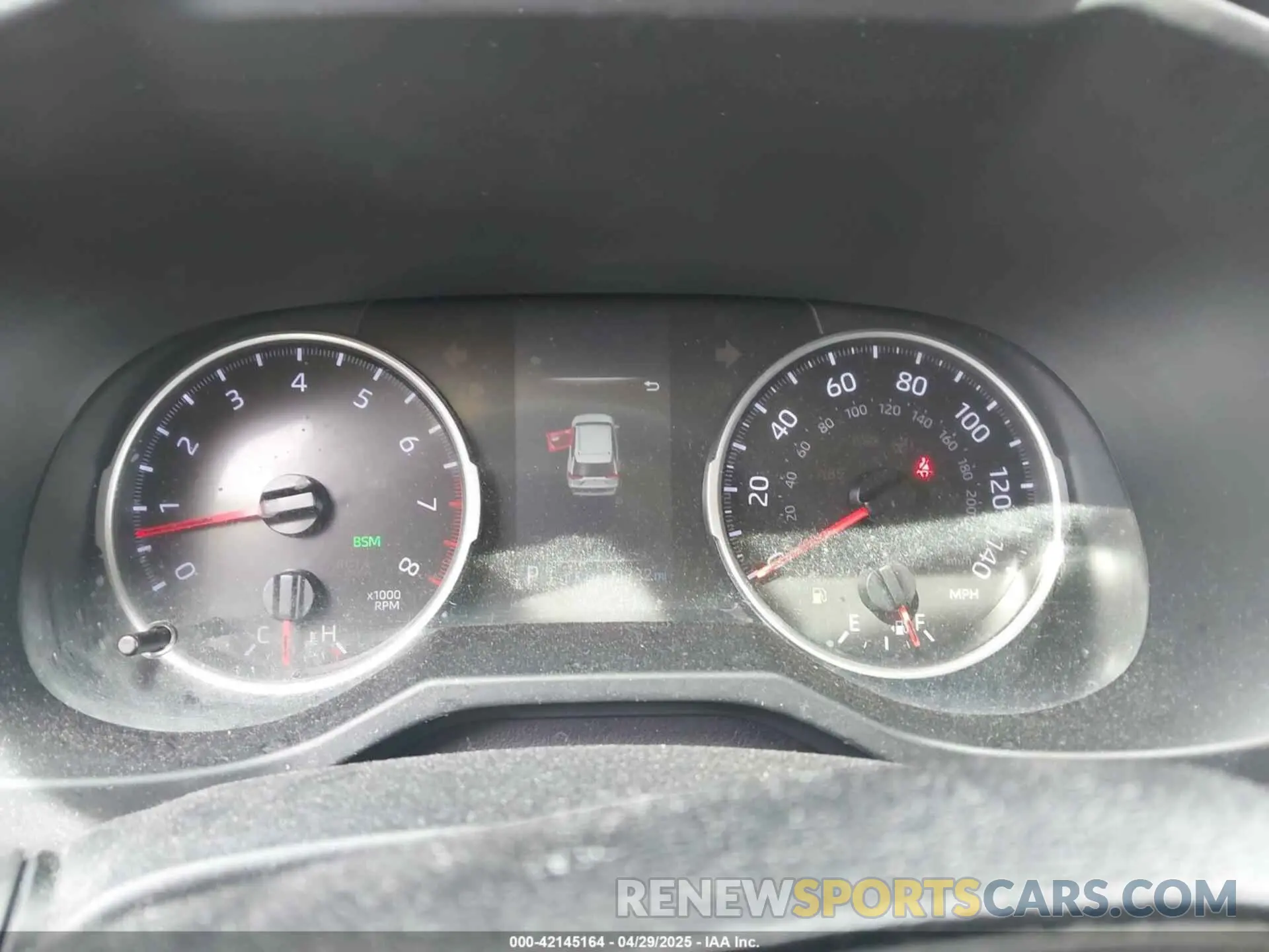 7 fotografías del automóvil dañado JTMP1RFV2KD042717 TOYOTA RAV4 2019