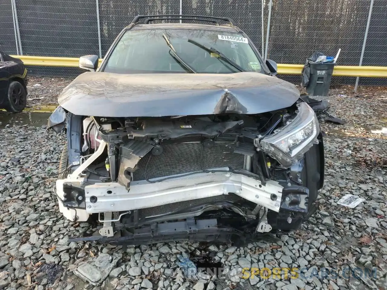 5 fotografías del automóvil dañado JTMP1RFV2KD511580 TOYOTA RAV4 2019
