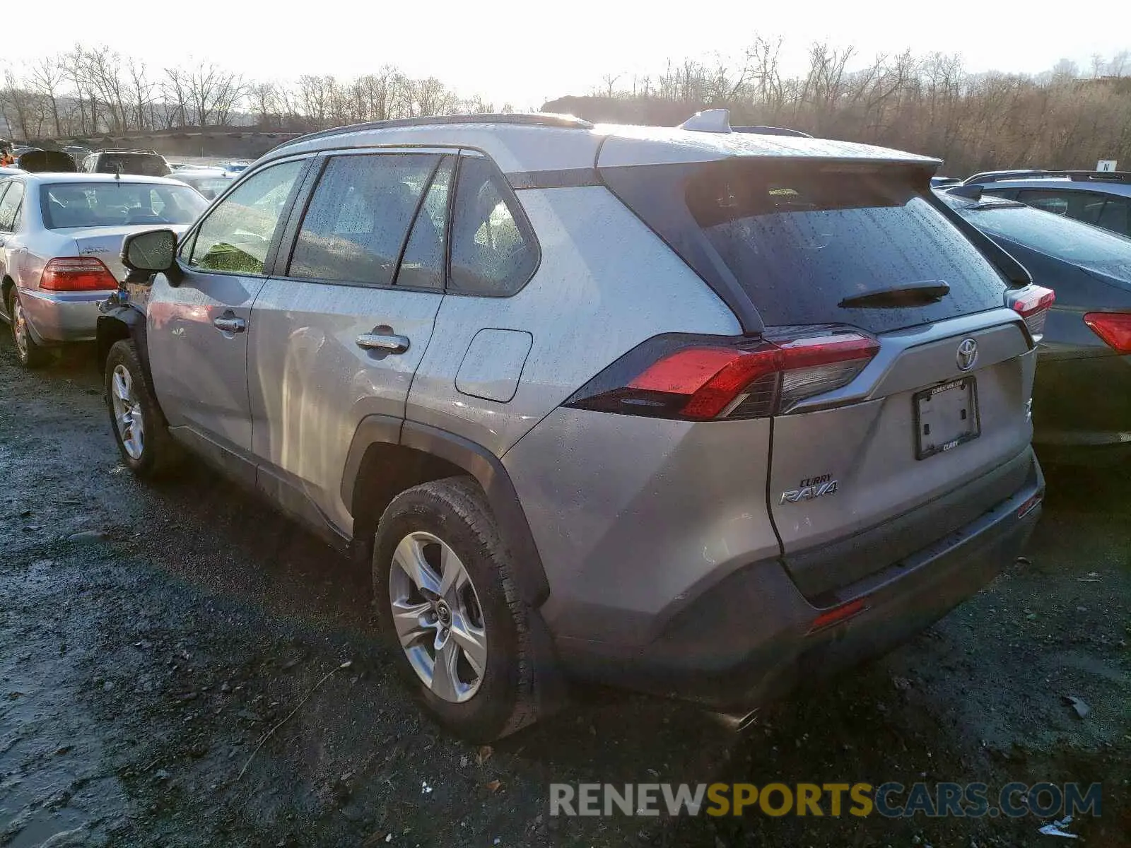 3 fotografías del automóvil dañado JTMP1RFV3KD018605 TOYOTA RAV4 2019