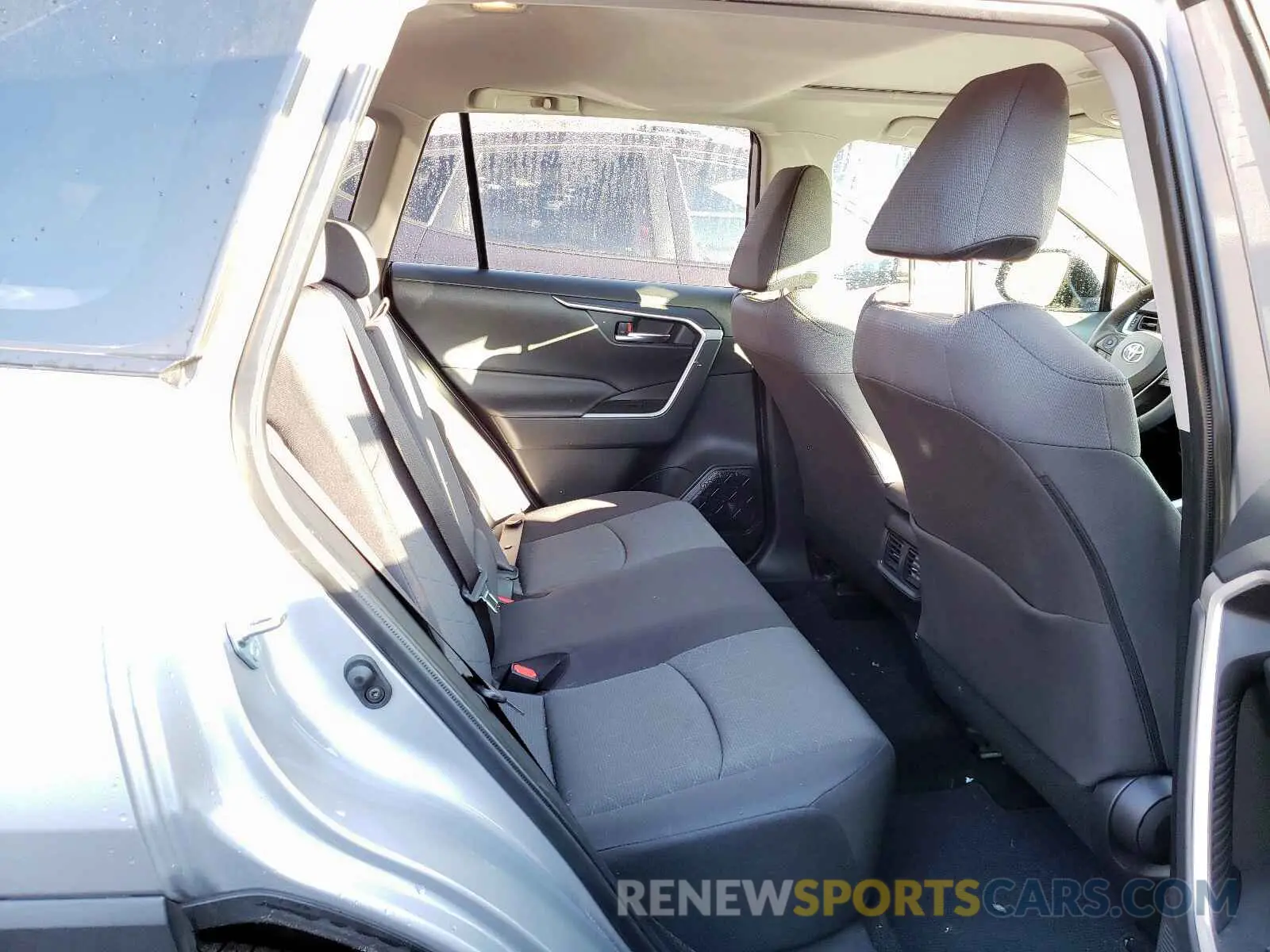 6 fotografías del automóvil dañado JTMP1RFV3KD018605 TOYOTA RAV4 2019
