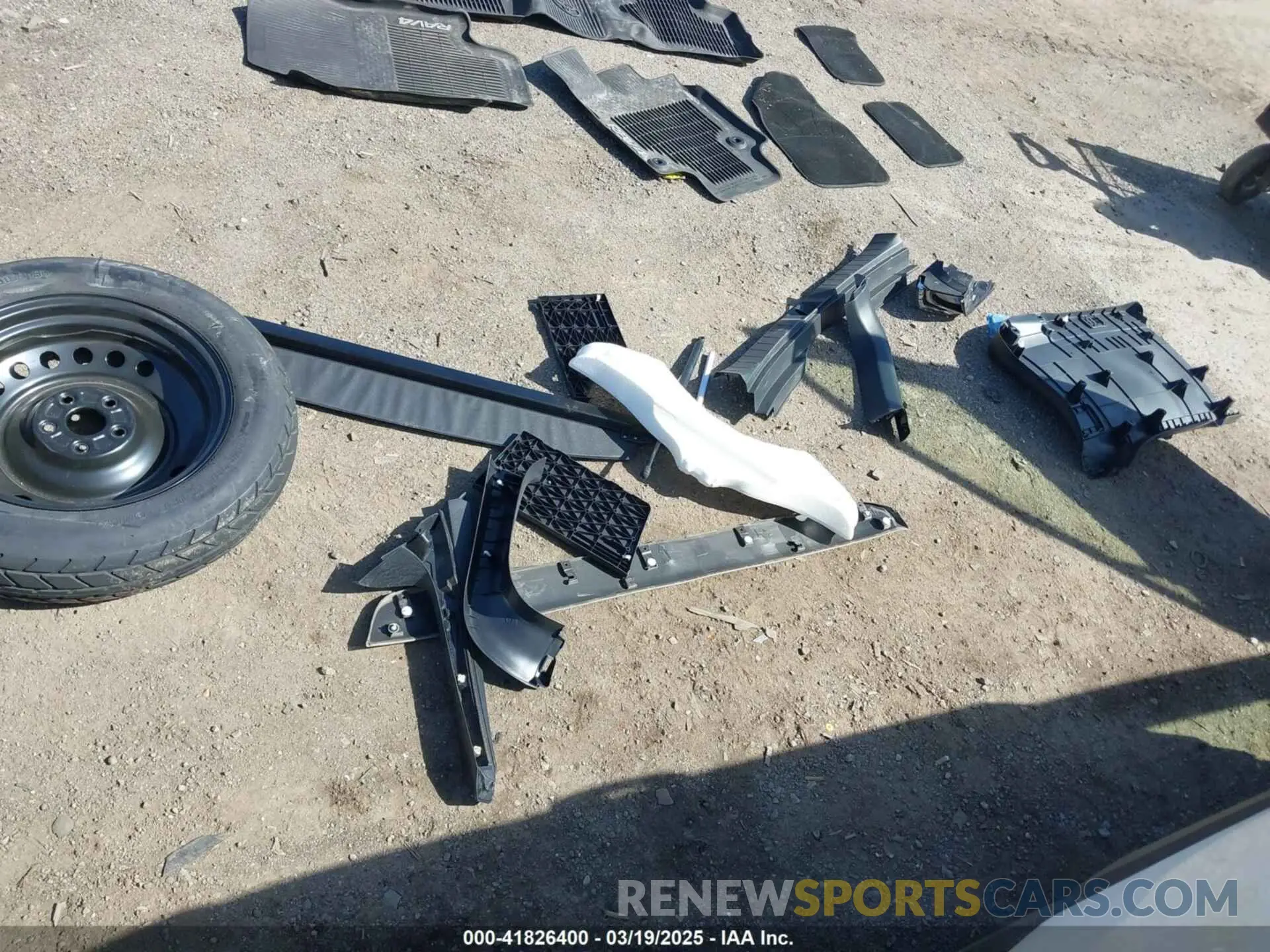 12 fotografías del automóvil dañado JTMP1RFV3KD503617 TOYOTA RAV4 2019