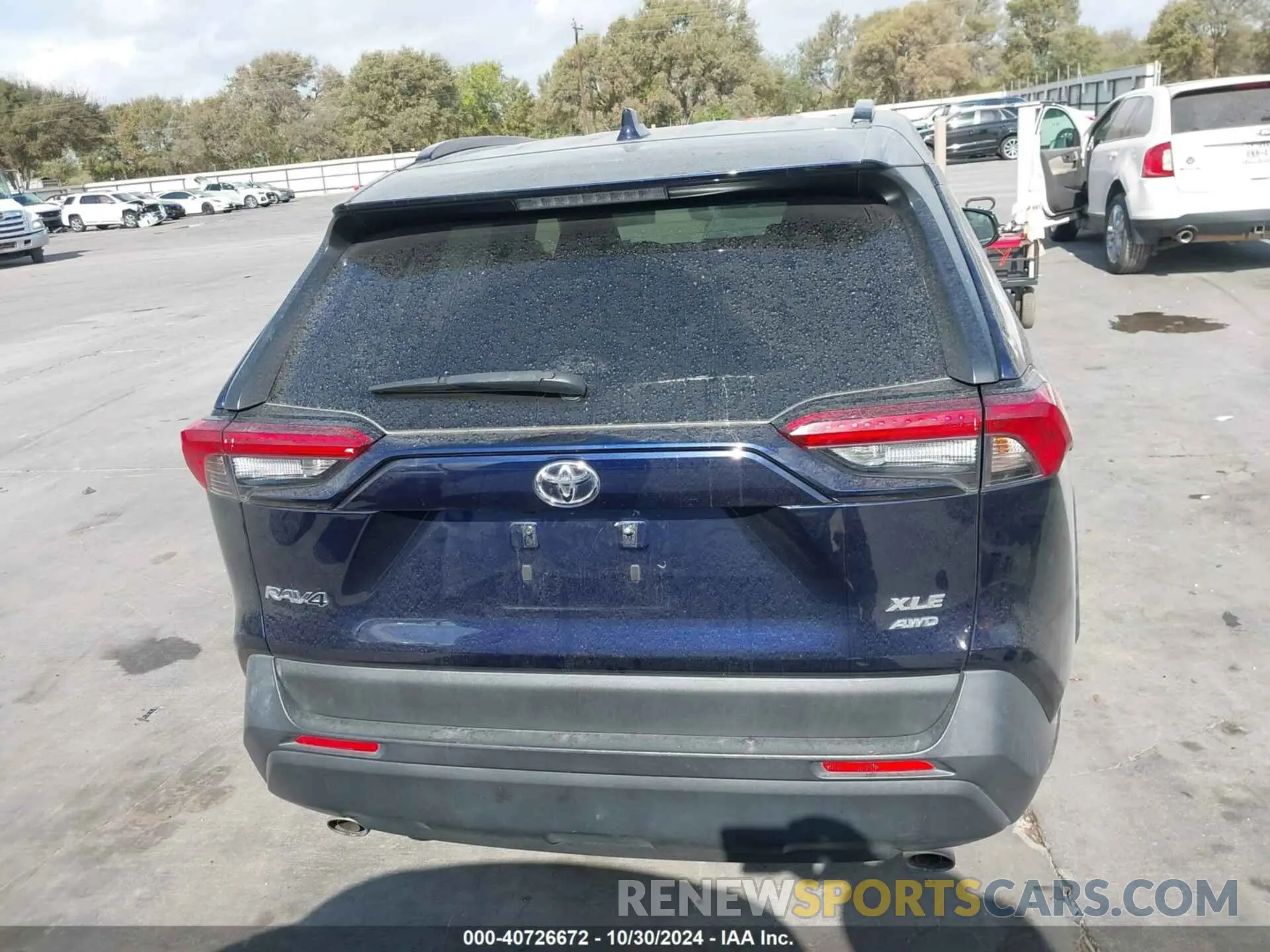 16 fotografías del automóvil dañado JTMP1RFV3KJ018430 TOYOTA RAV4 2019