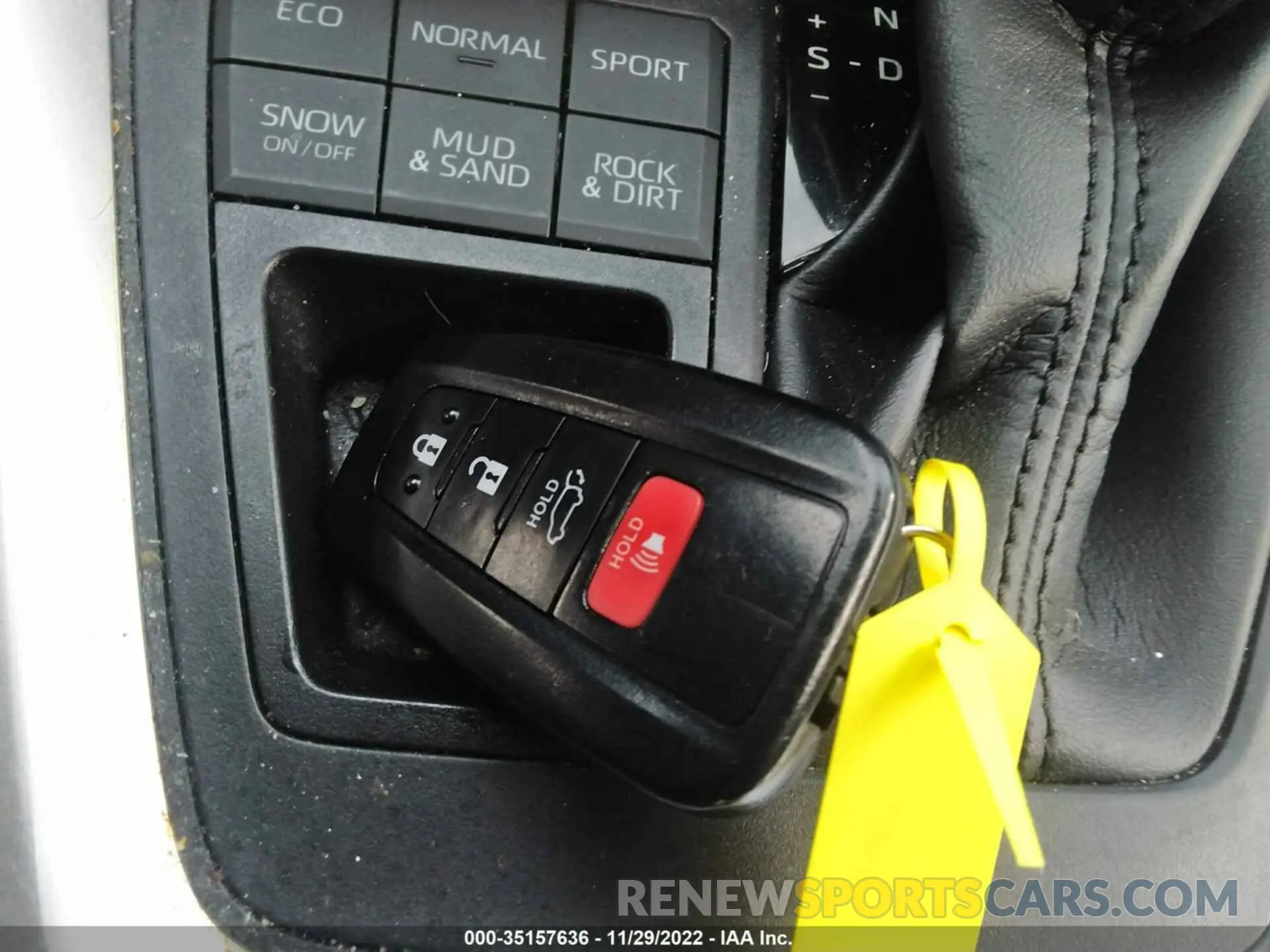 11 fotografías del automóvil dañado JTMP1RFV4KD008469 TOYOTA RAV4 2019