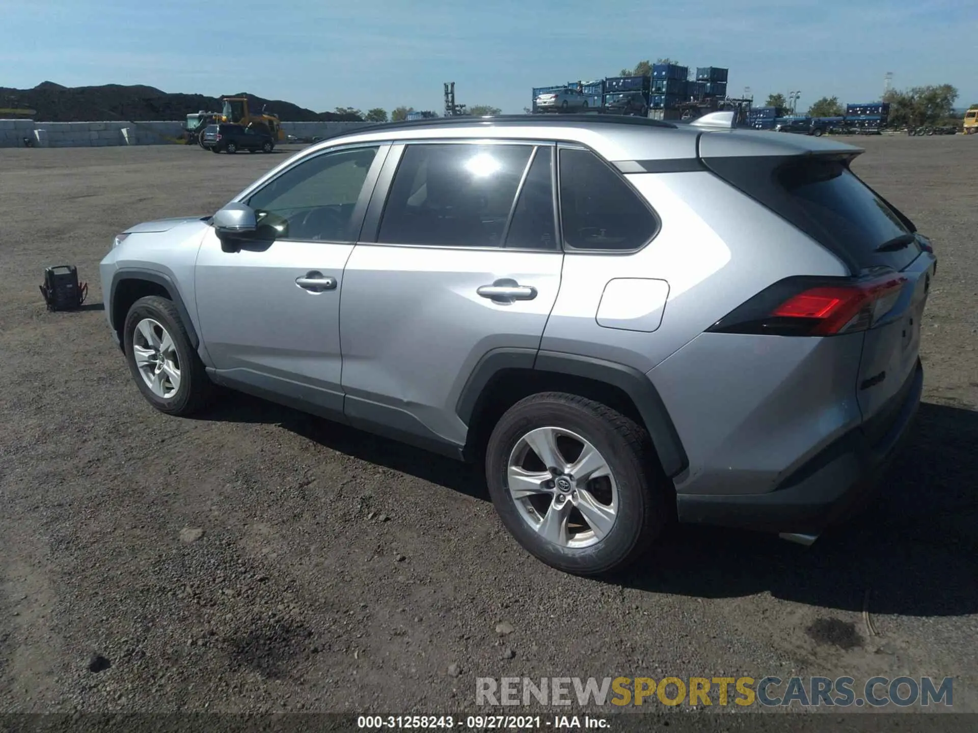 3 fotografías del automóvil dañado JTMP1RFV4KD020718 TOYOTA RAV4 2019