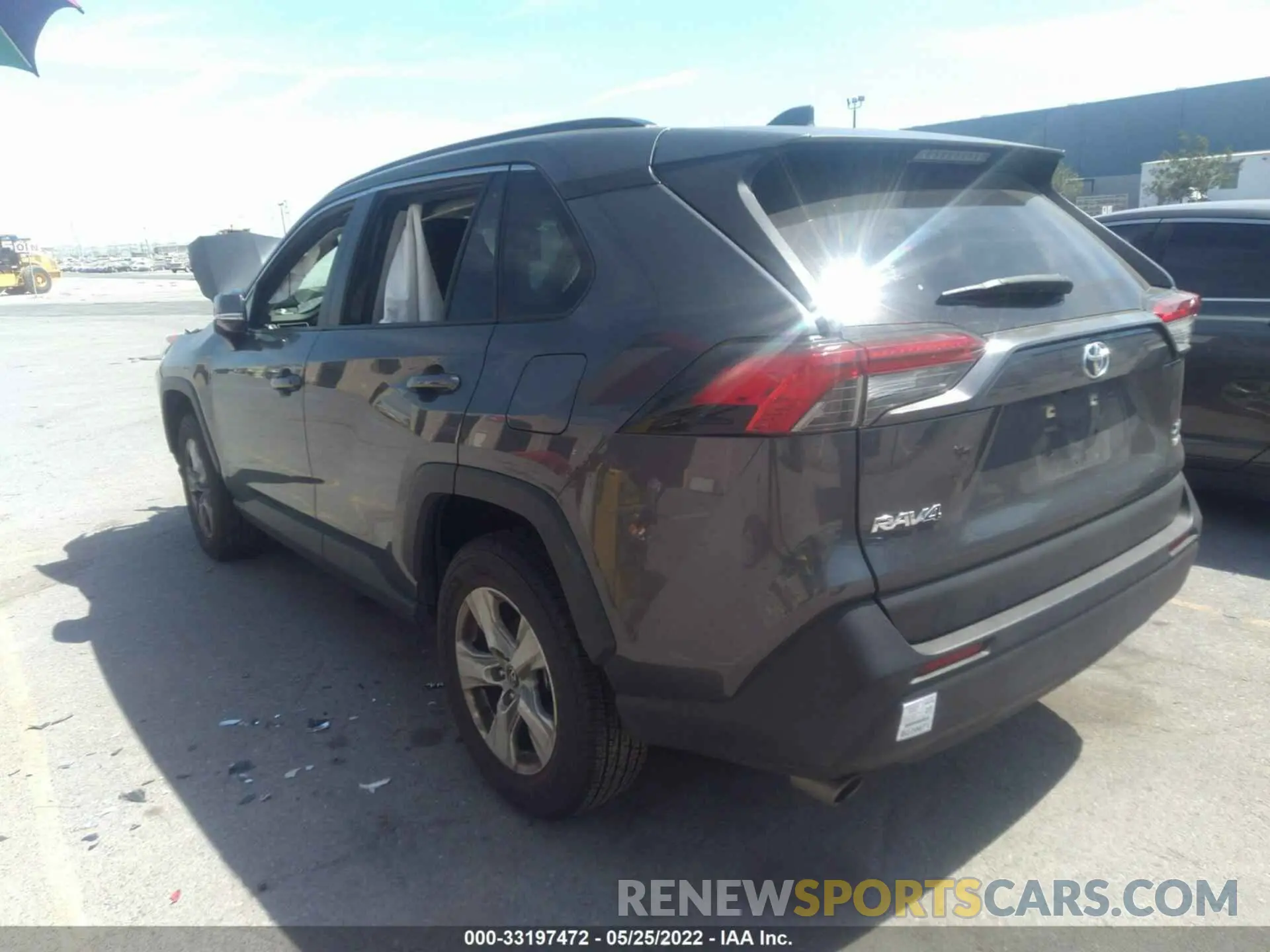 3 fotografías del automóvil dañado JTMP1RFV4KD029323 TOYOTA RAV4 2019