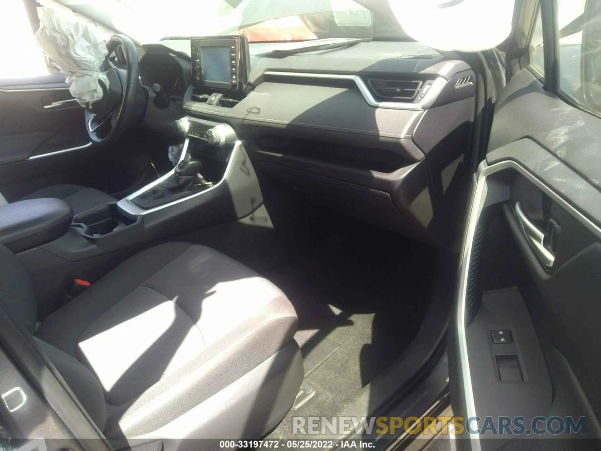 5 fotografías del automóvil dañado JTMP1RFV4KD029323 TOYOTA RAV4 2019