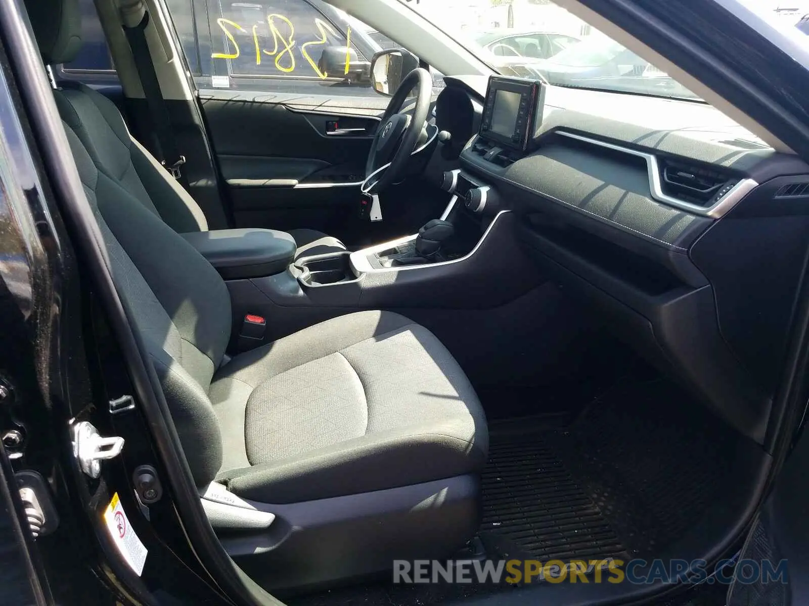 5 fotografías del automóvil dañado JTMP1RFV4KD515114 TOYOTA RAV4 2019