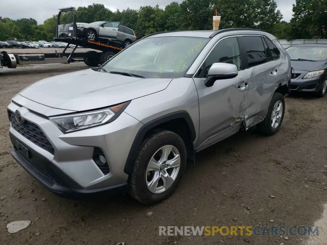 2 fotografías del automóvil dañado JTMP1RFV4KJ017707 TOYOTA RAV4 2019