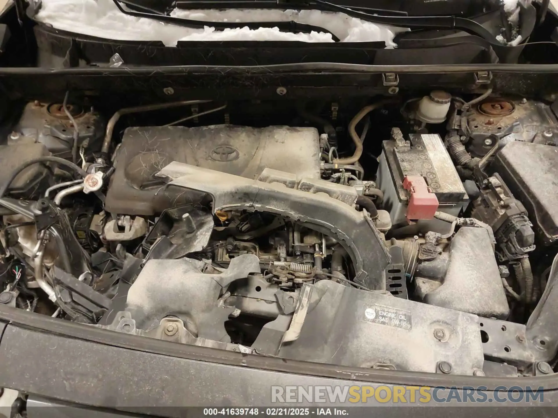 10 fotografías del automóvil dañado JTMP1RFV5KD009999 TOYOTA RAV4 2019