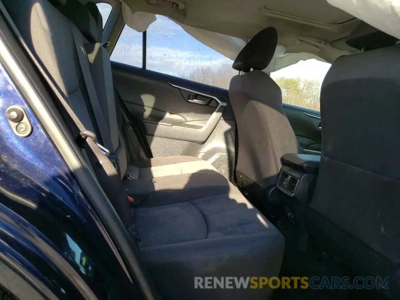 11 fotografías del automóvil dañado JTMP1RFV5KD021909 TOYOTA RAV4 2019