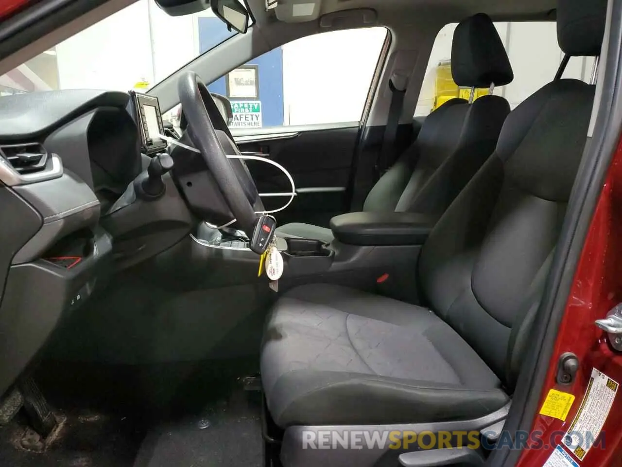7 fotografías del automóvil dañado JTMP1RFV7KD038582 TOYOTA RAV4 2019