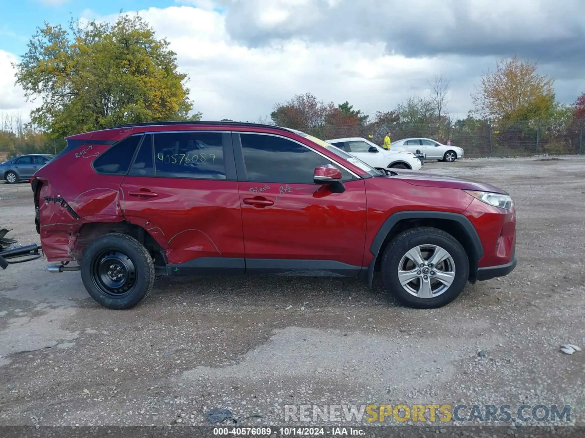 13 fotografías del automóvil dañado JTMP1RFV7KD504463 TOYOTA RAV4 2019