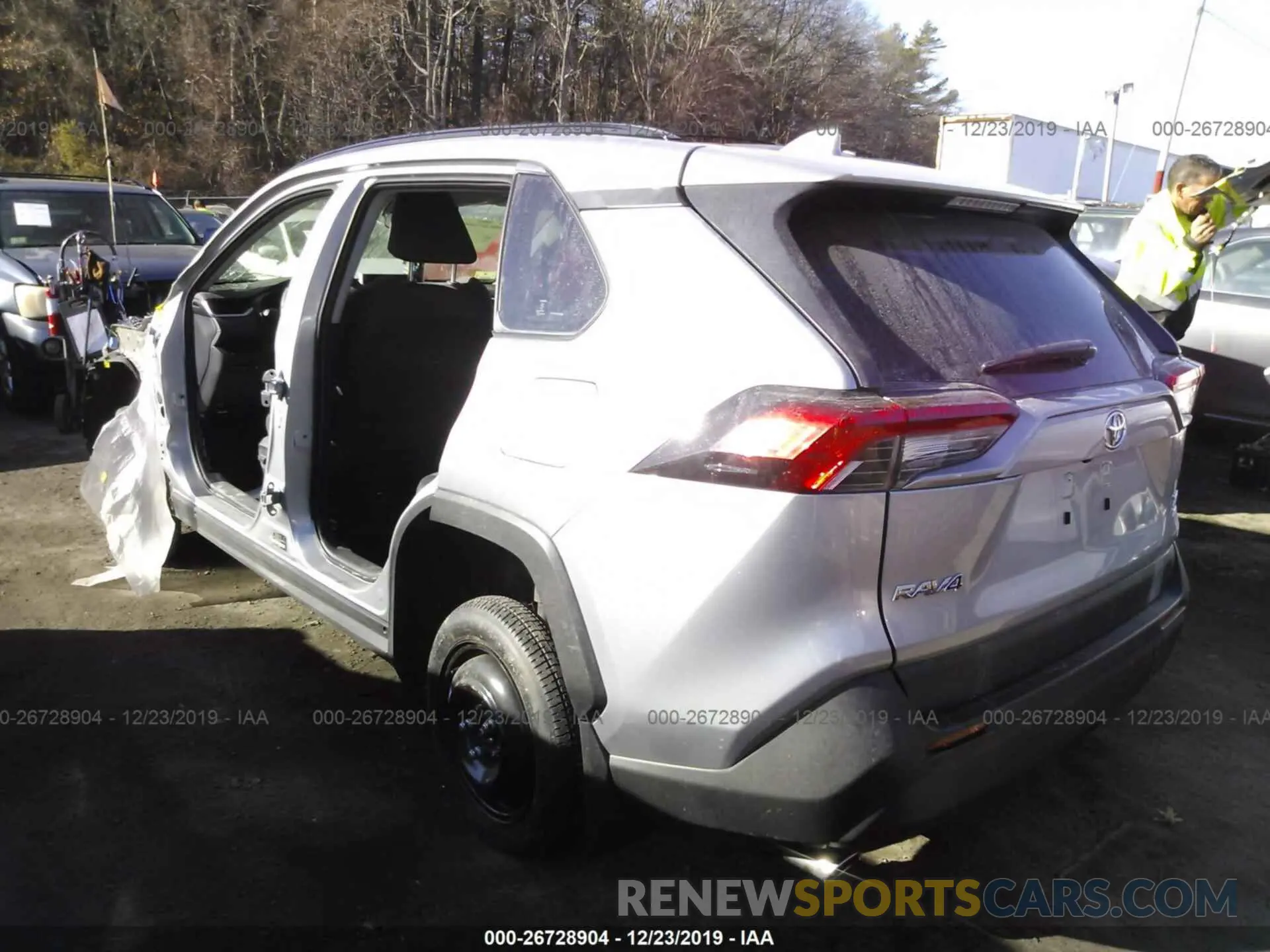 3 fotografías del automóvil dañado JTMP1RFV7KD515690 TOYOTA RAV4 2019