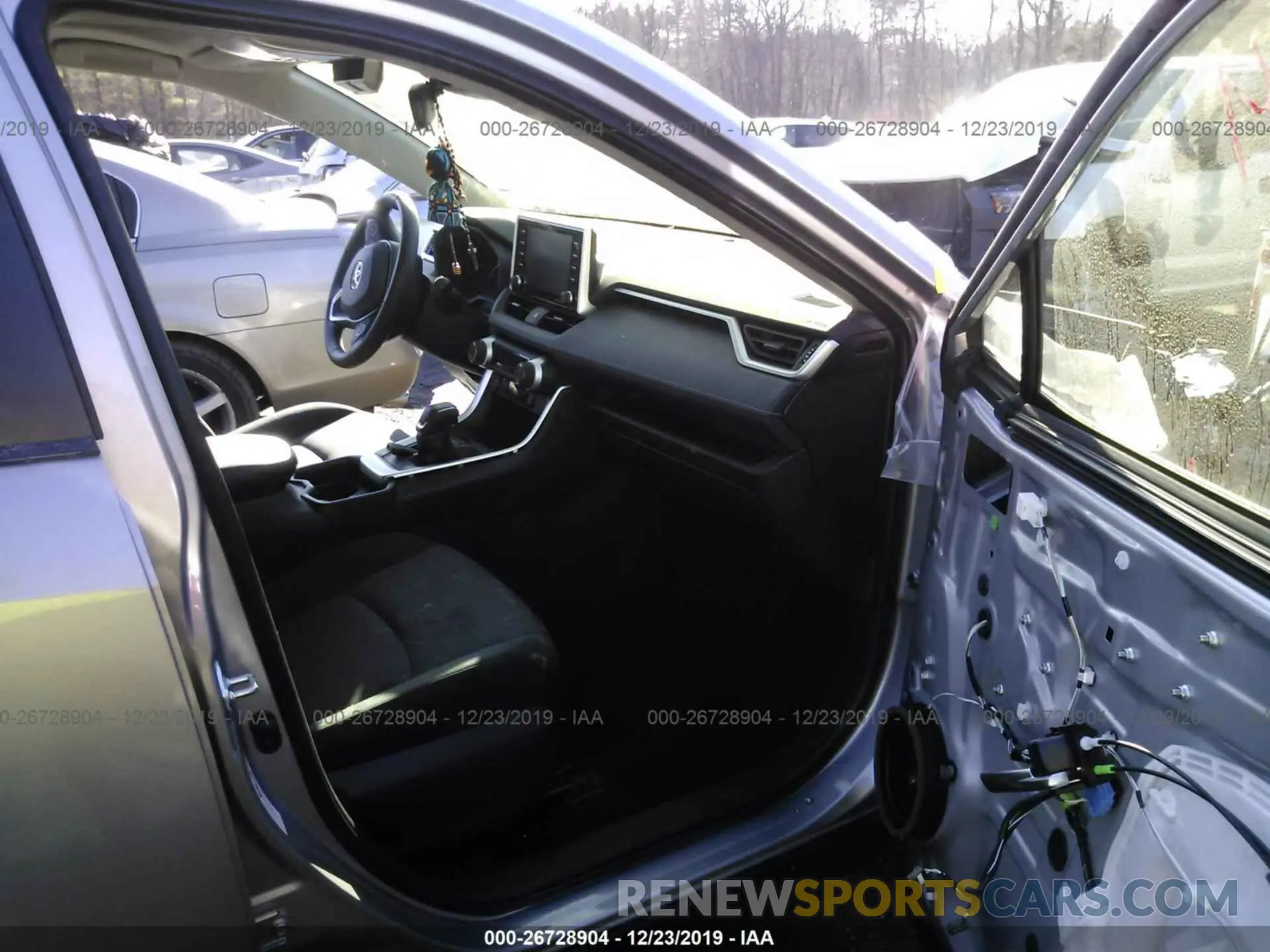5 fotografías del automóvil dañado JTMP1RFV7KD515690 TOYOTA RAV4 2019