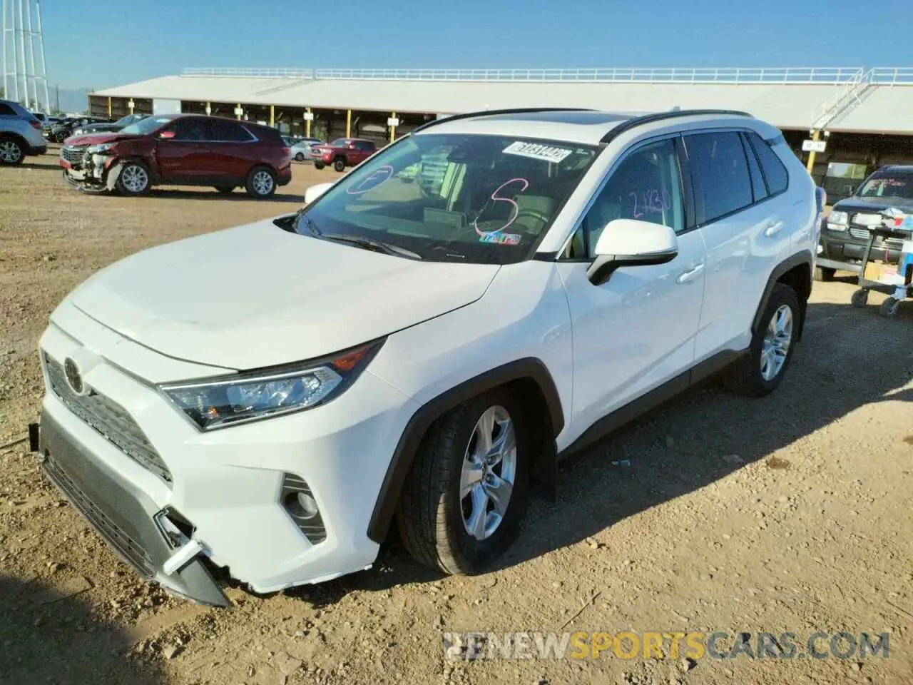 2 fotografías del automóvil dañado JTMP1RFV8KD031477 TOYOTA RAV4 2019