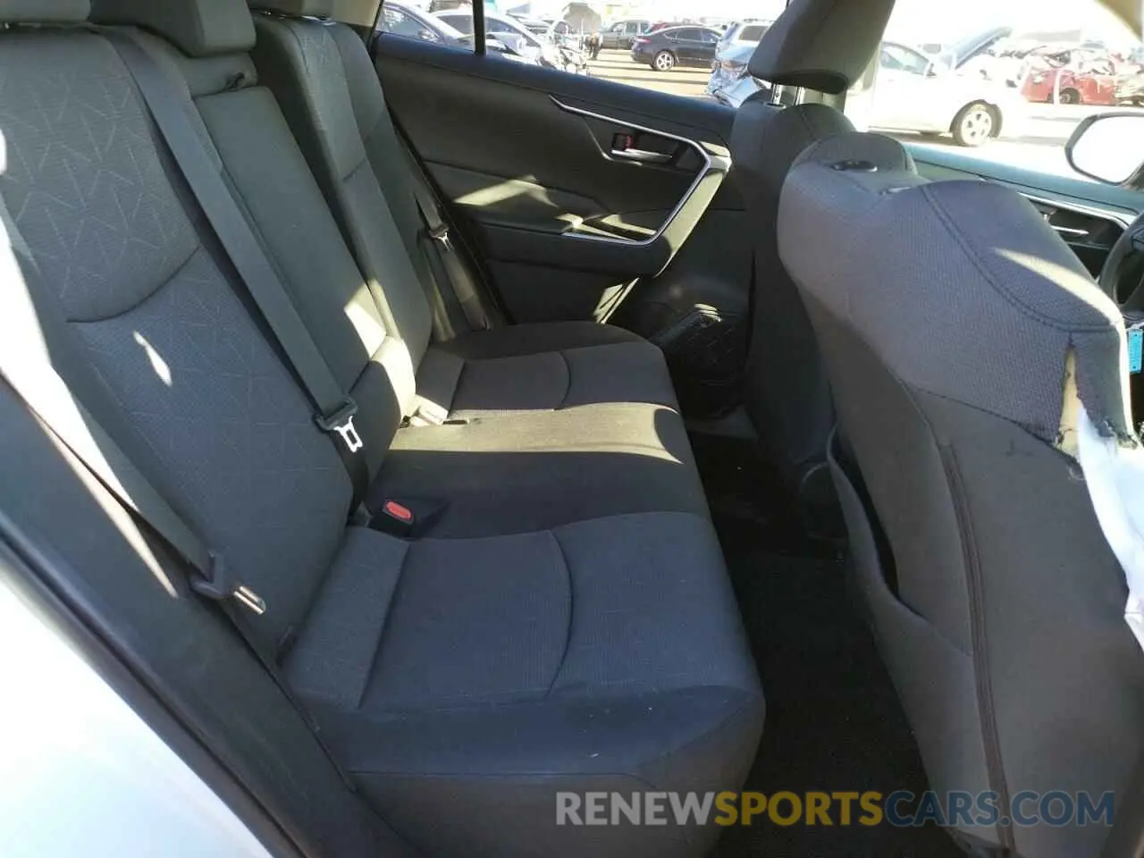 6 fotografías del automóvil dañado JTMP1RFV8KD031477 TOYOTA RAV4 2019