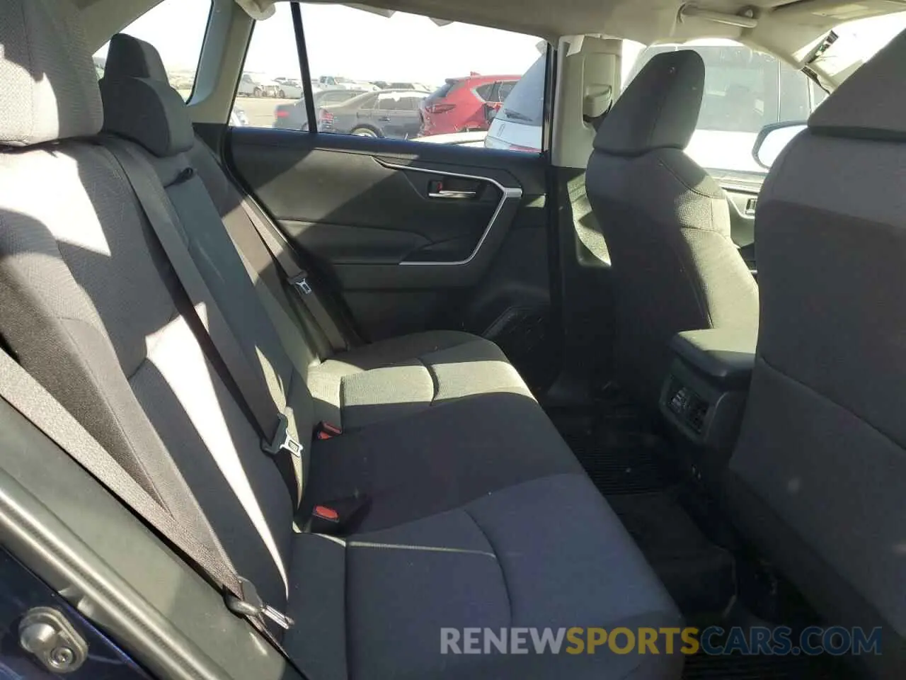 11 fotografías del automóvil dañado JTMP1RFV8KD513544 TOYOTA RAV4 2019