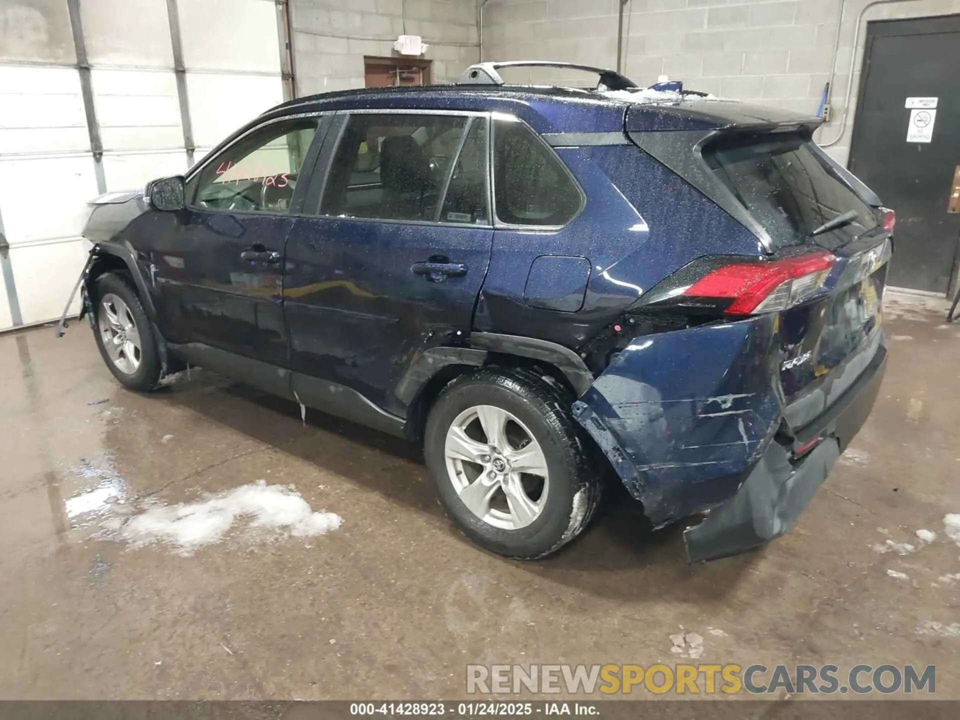 3 fotografías del automóvil dañado JTMP1RFV8KJ019685 TOYOTA RAV4 2019