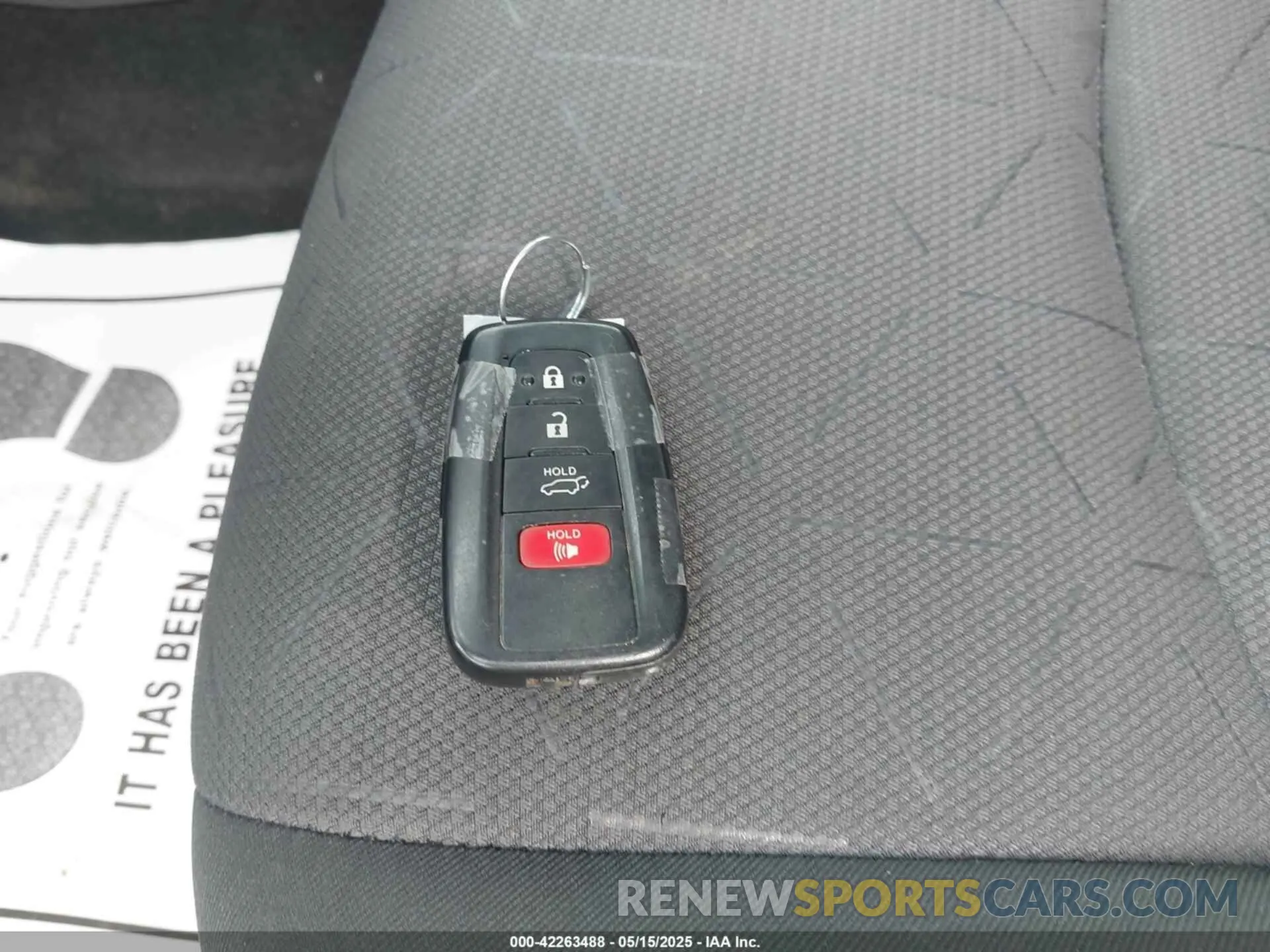 11 fotografías del automóvil dañado JTMP1RFV9KD041936 TOYOTA RAV4 2019