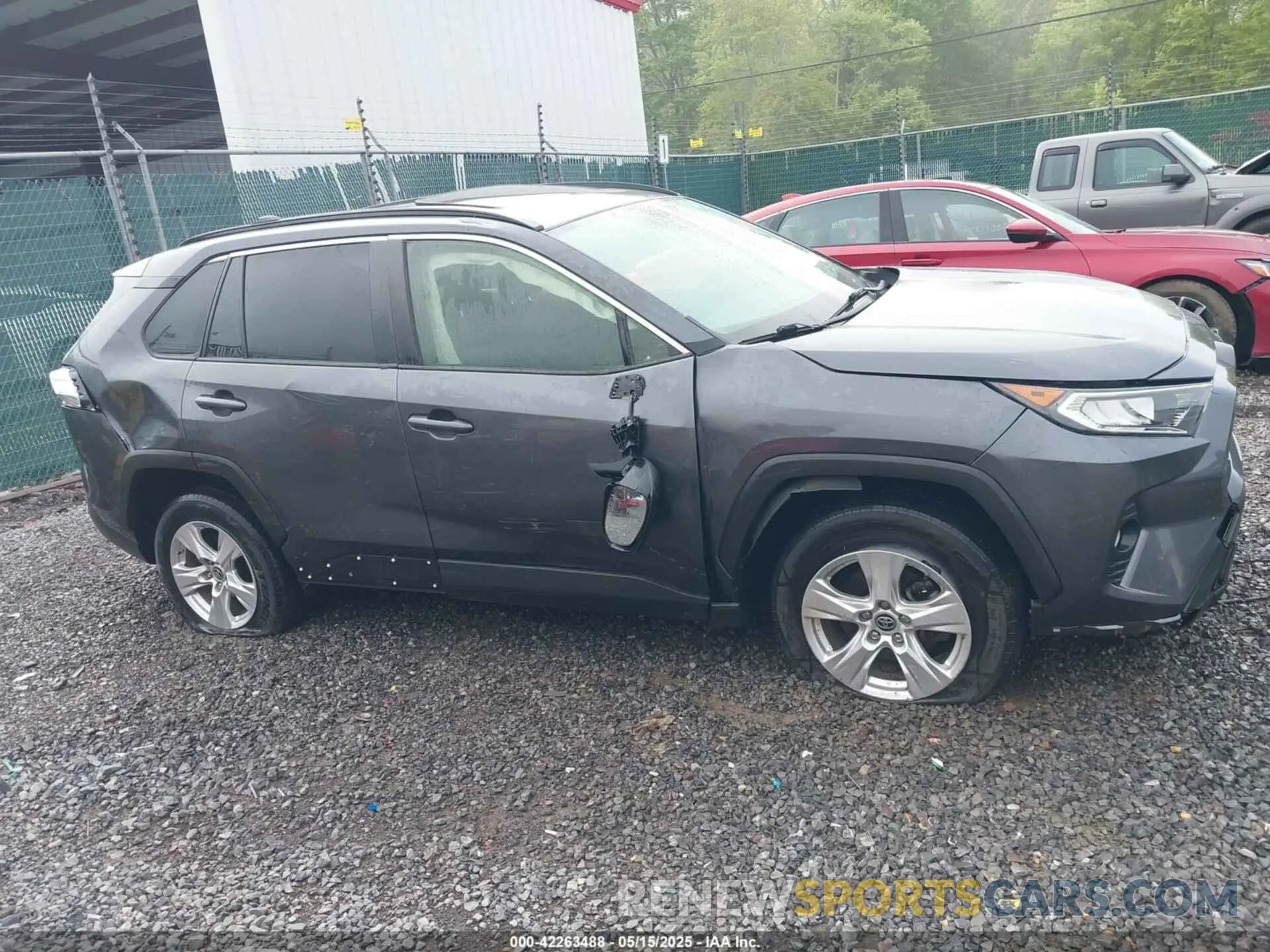 13 fotografías del automóvil dañado JTMP1RFV9KD041936 TOYOTA RAV4 2019