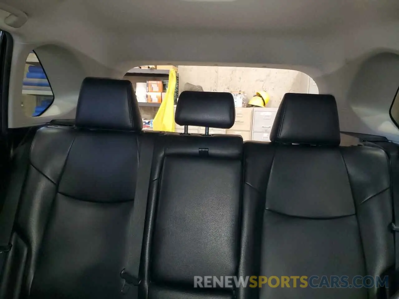 10 fotografías del automóvil dañado JTMP1RFV9KD507333 TOYOTA RAV4 2019